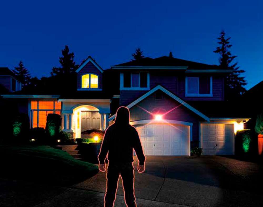 MediaShop LED Solarleuchte »Panta SolarSecurity 360«, Täuschend echte Kamera-Attrappe mit LED-Licht und Solar Pover