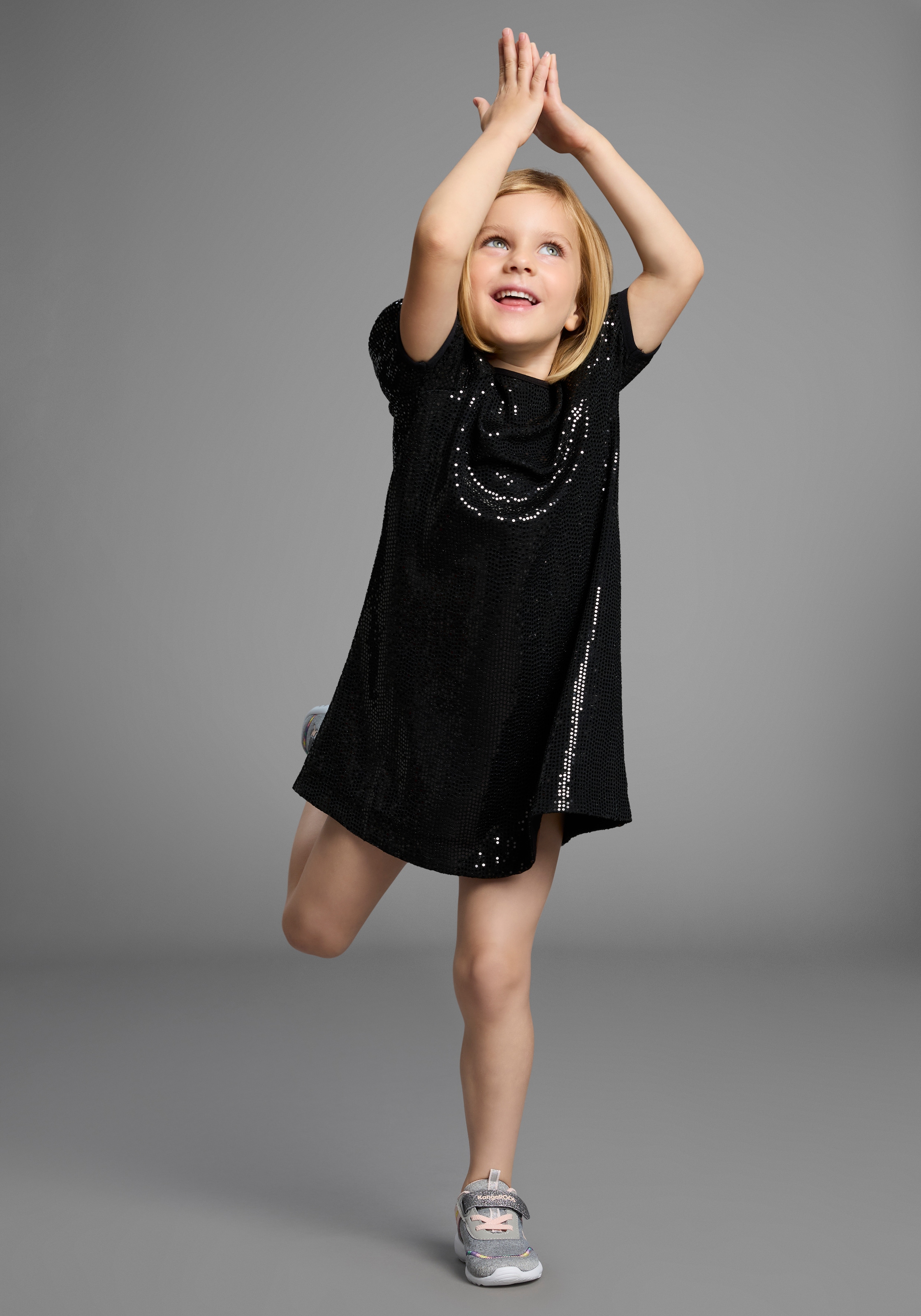 KIDSWORLD Jerseykleid »Shirtkleid in Pailletten-Allover-Design«, Shirtkleid in Pailletten-Optik