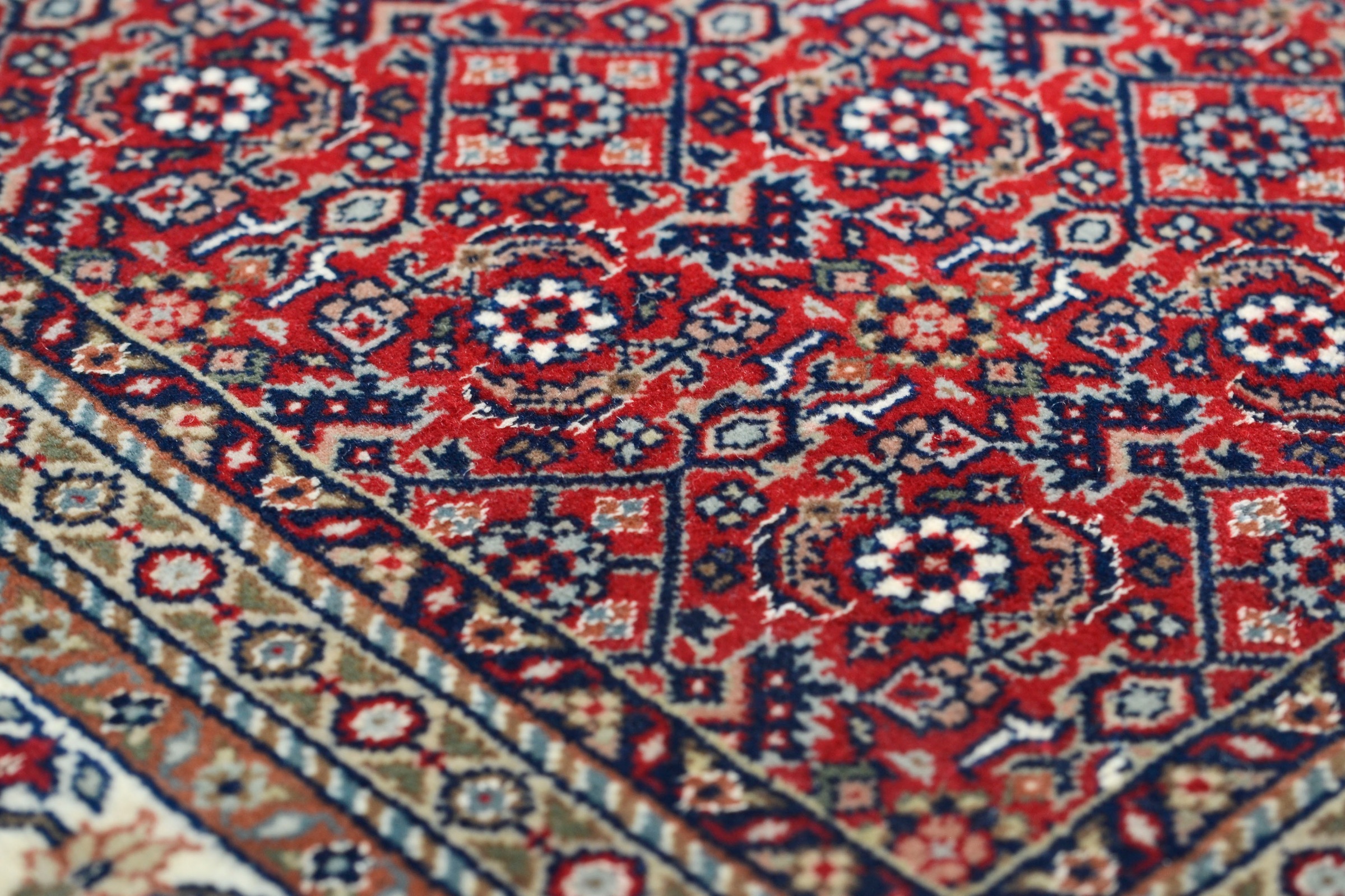 THEKO Orientteppich »Sirsa Seta Bidjar«, rechteckig, 12 mm Höhe, handgeknüpft, Material: 80% Wolle, 20% Seide, mit Fransen