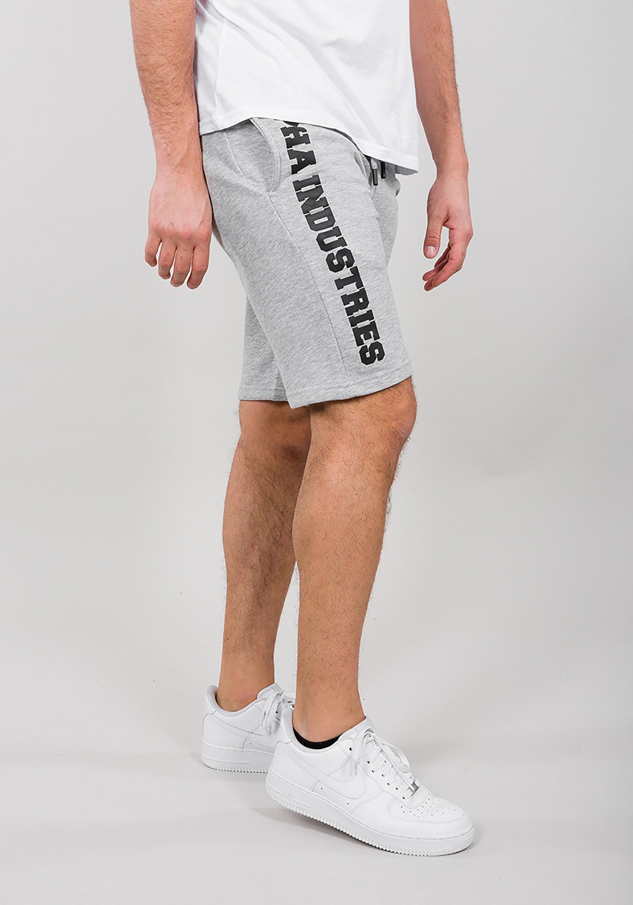 3. Bild von Alpha Industries Sweatshorts »Alpha Industries Men - Shorts Big Letters Short«