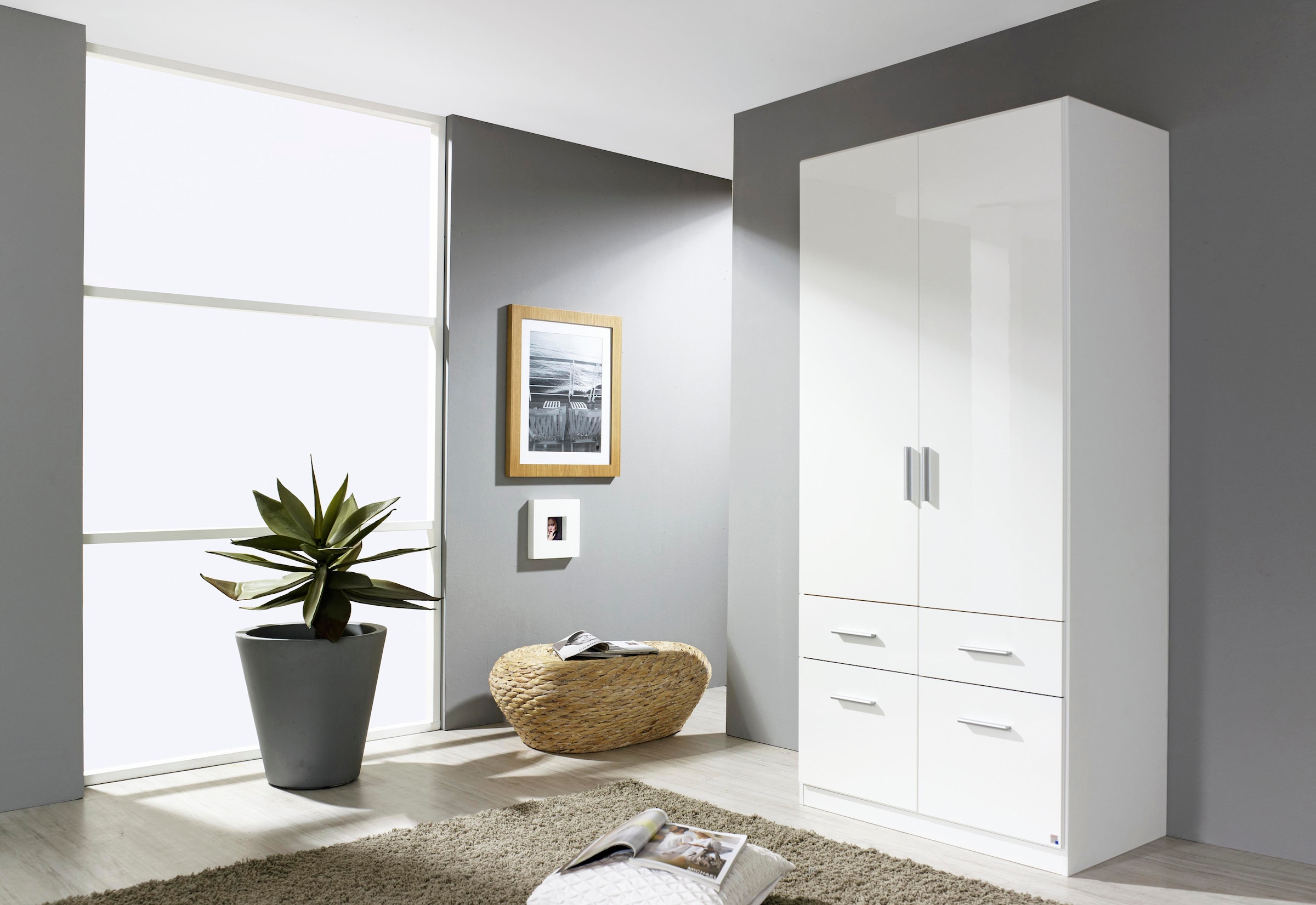 rauch Drehtürenschrank »Kleiderschrank Schrank Garderobe Schlafzimmerschrank CELLE«, in 4 Breiten und 2 Höhen, optional mit Schubkästen MADE IN GERMANY