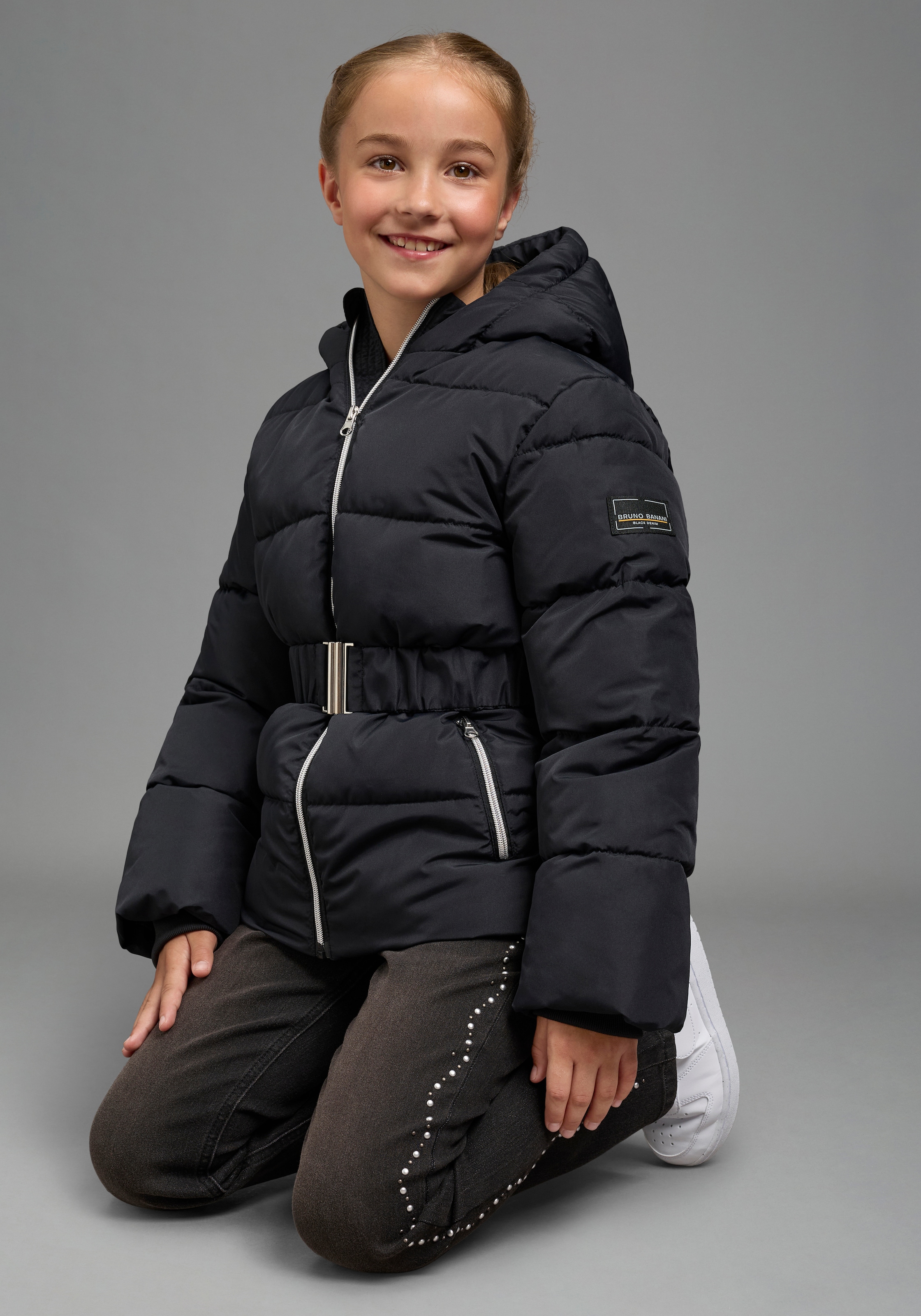 Bruno Banani Winterjacke »Winterjacke mit modischen Gürtel, macht eine schöne Silhouette« mit Kapuze Warme Jacke mit modischem Schnallengürtel und Kapuze, fleecegefüttert