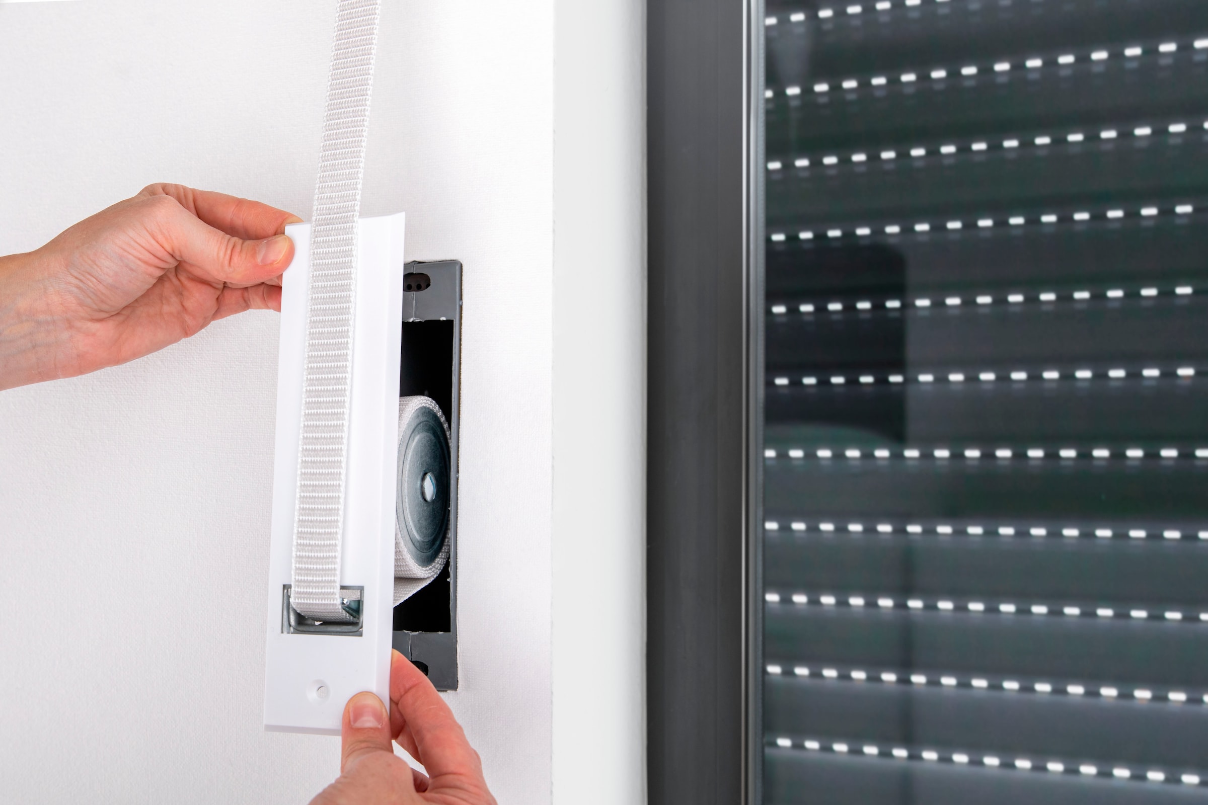 SCHELLENBERG Einlass-Gurtwickler »für das Rollladensystem Maxi, Lochabstand 18,5 cm, Unterputz-Montage« Set, 1 Stk. tlg. für Rollladengurte mit 23 mm Breite