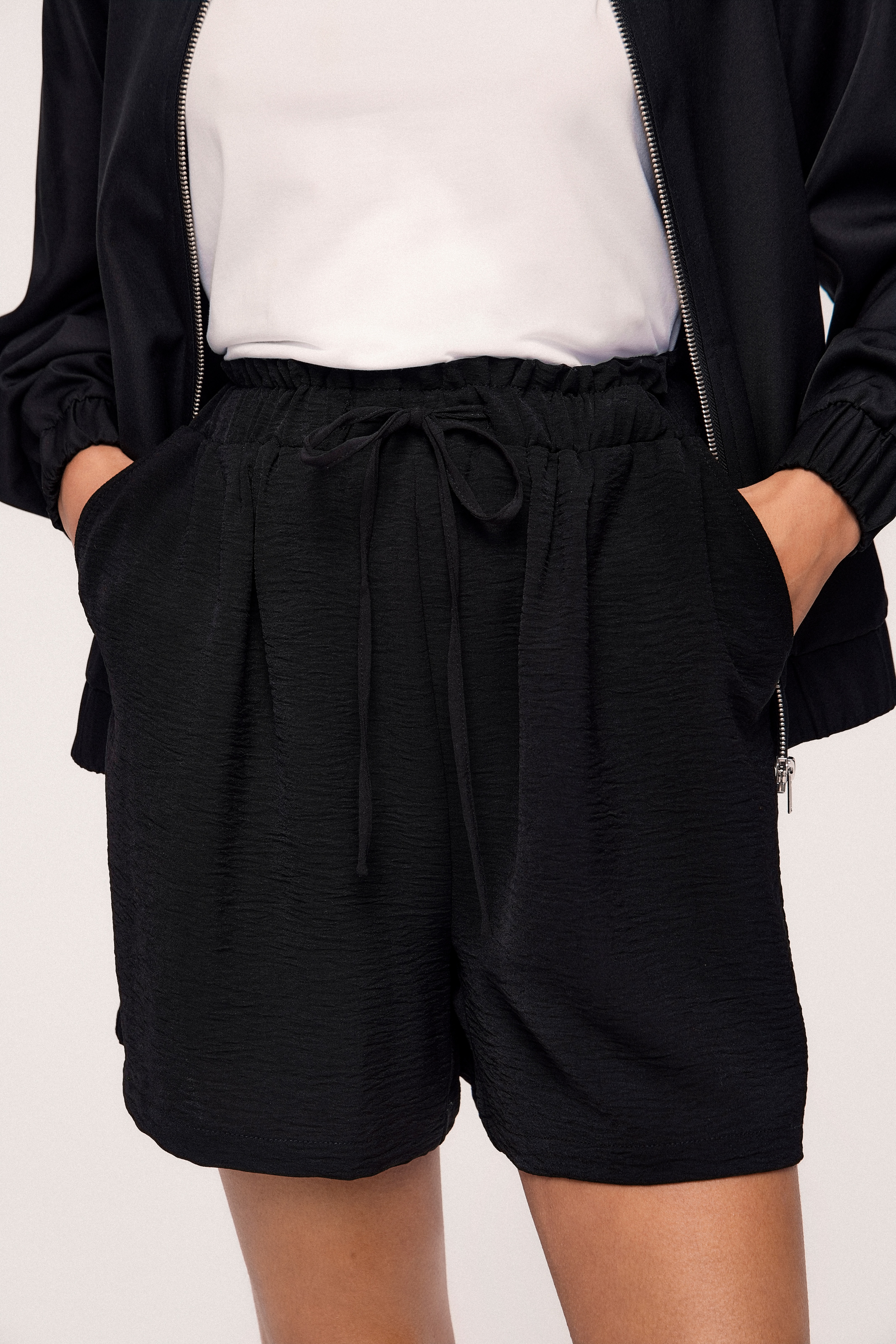 Vila Shorts »VIJOSA HW SHORTS - NOOS«