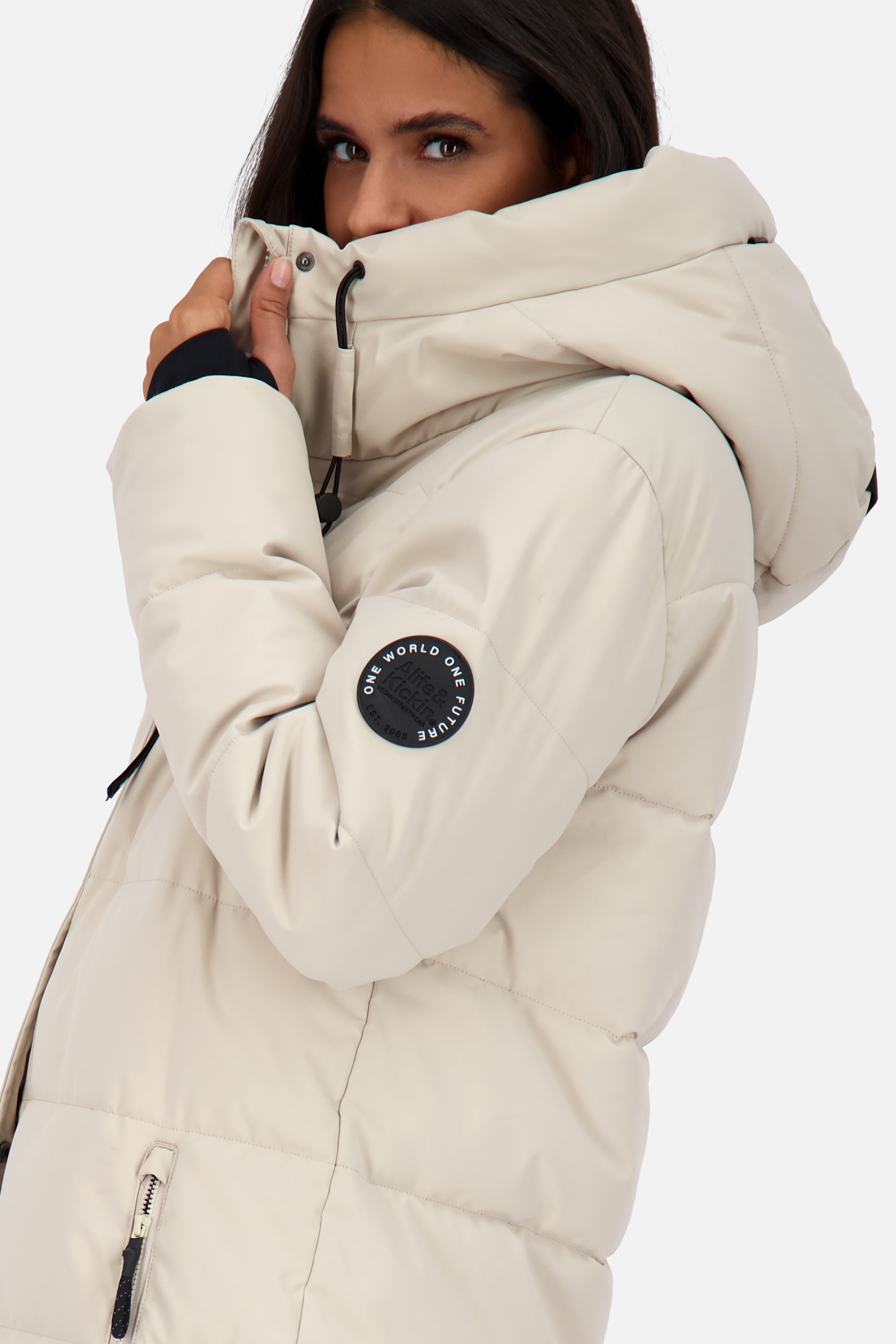 Alife & Kickin Steppjacke »Damen KatiaAK A«, mit Kapuze, Langer Wintermantel mit großer Kapuze und regulierbarer Beinfreiheit