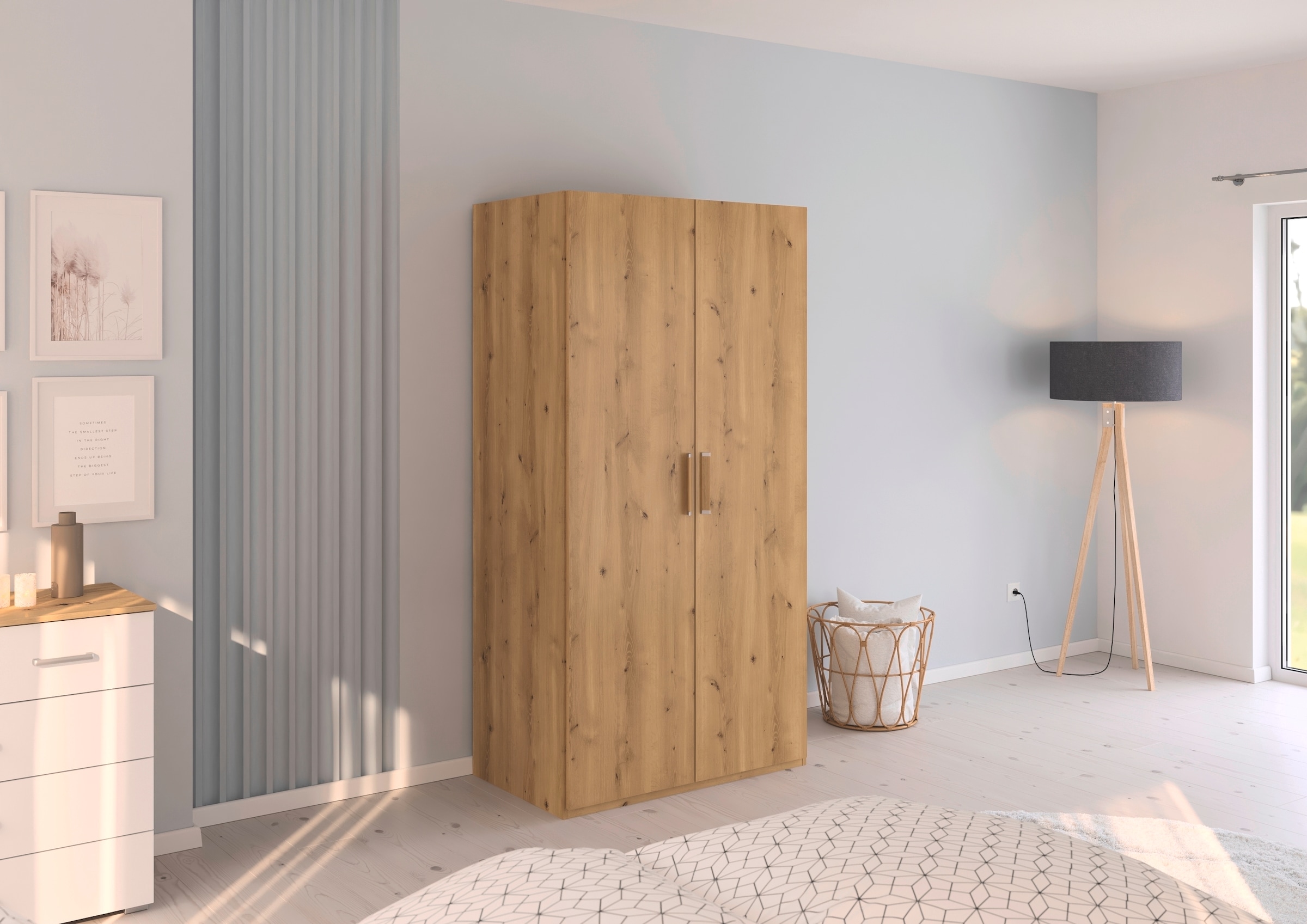 rauch Drehtürenschrank »Kleiderschrank Schrank Garderobe Schlafzimmerschrank EVELYN«, (in 2 Höhen 197 oder 210 cm erhältlich), in elegantem Stil, viel Stauraum 4 Breiten und 2 Höhen MADE IN GERMANY
