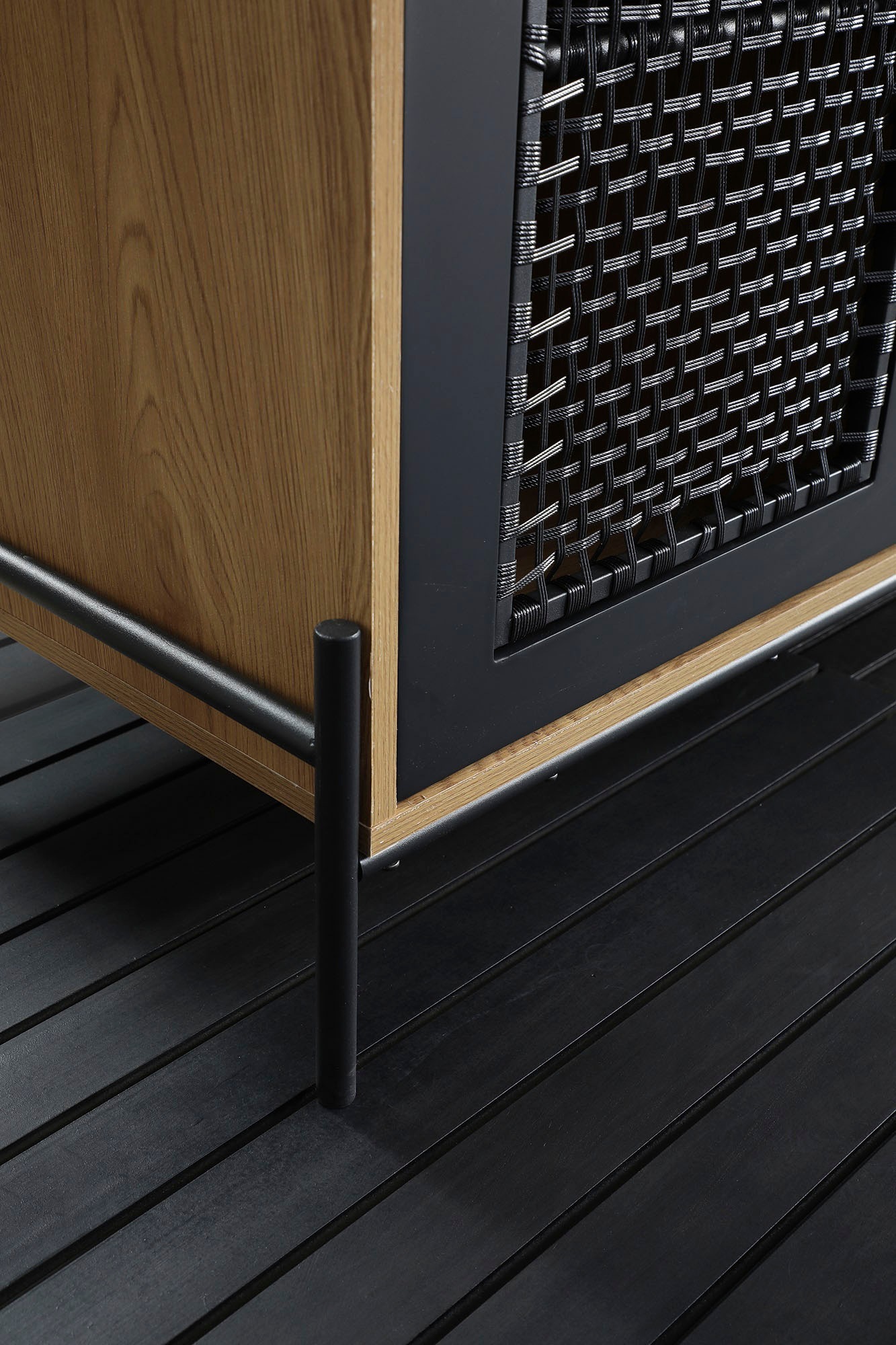 SalesFever Sideboard, Kommode mit mattschwarzem Einsatz aus Polyrattan