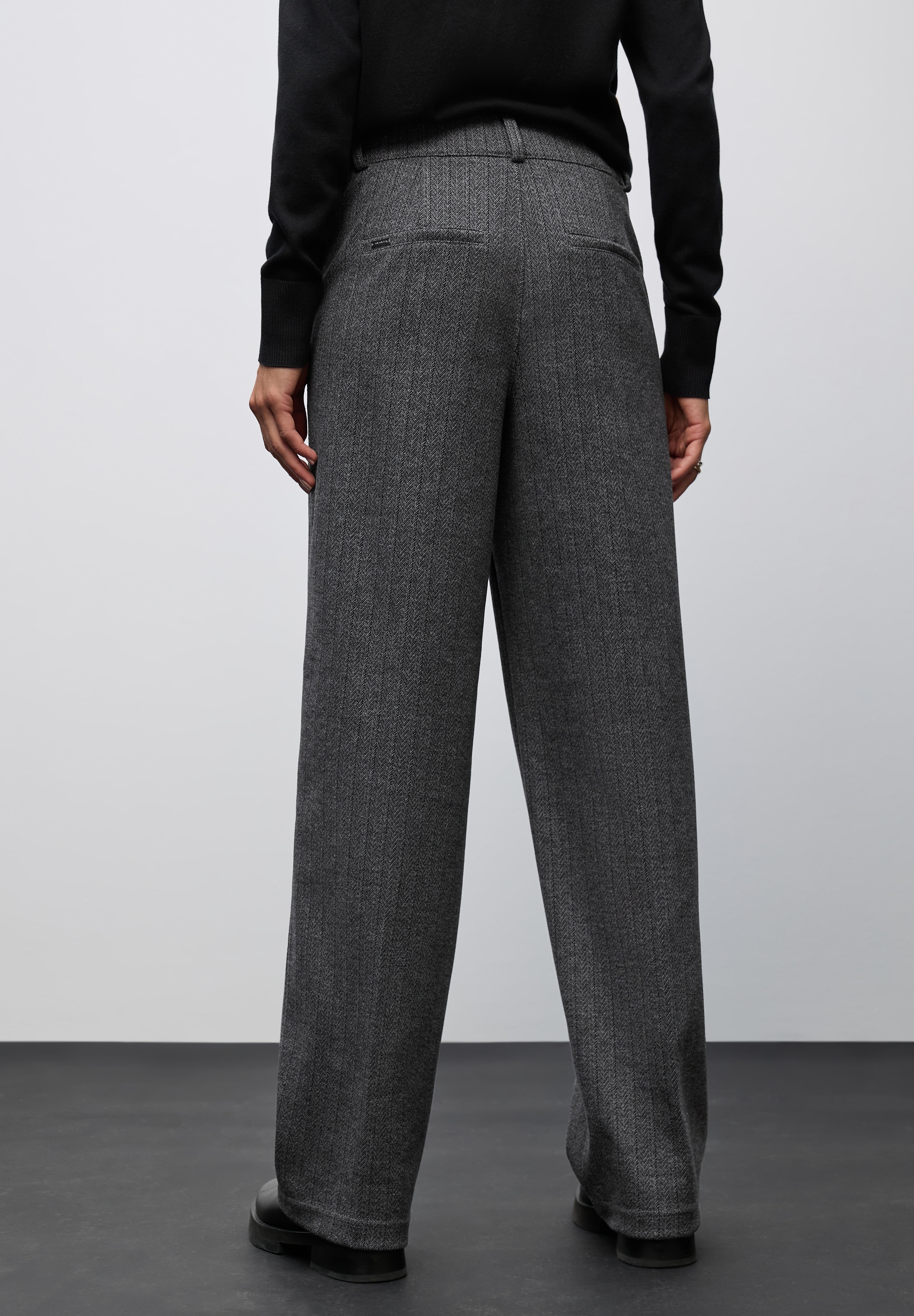 STREET ONE Stoffhose  im Nadelstreifen-Look