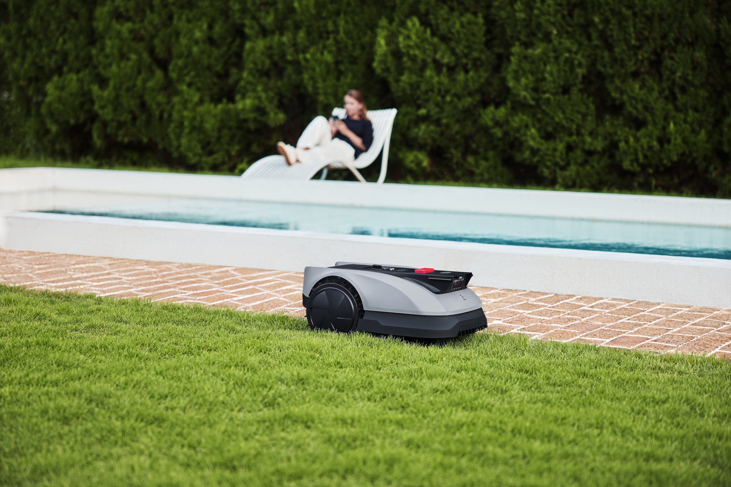 ECOVACS Rasenmähroboter »GOAT O600 RTK« Mäheffizienz von 100 m²/h,   mit präziser RTK-Navigation und KI-Kamera zur Hindernisvermeidung