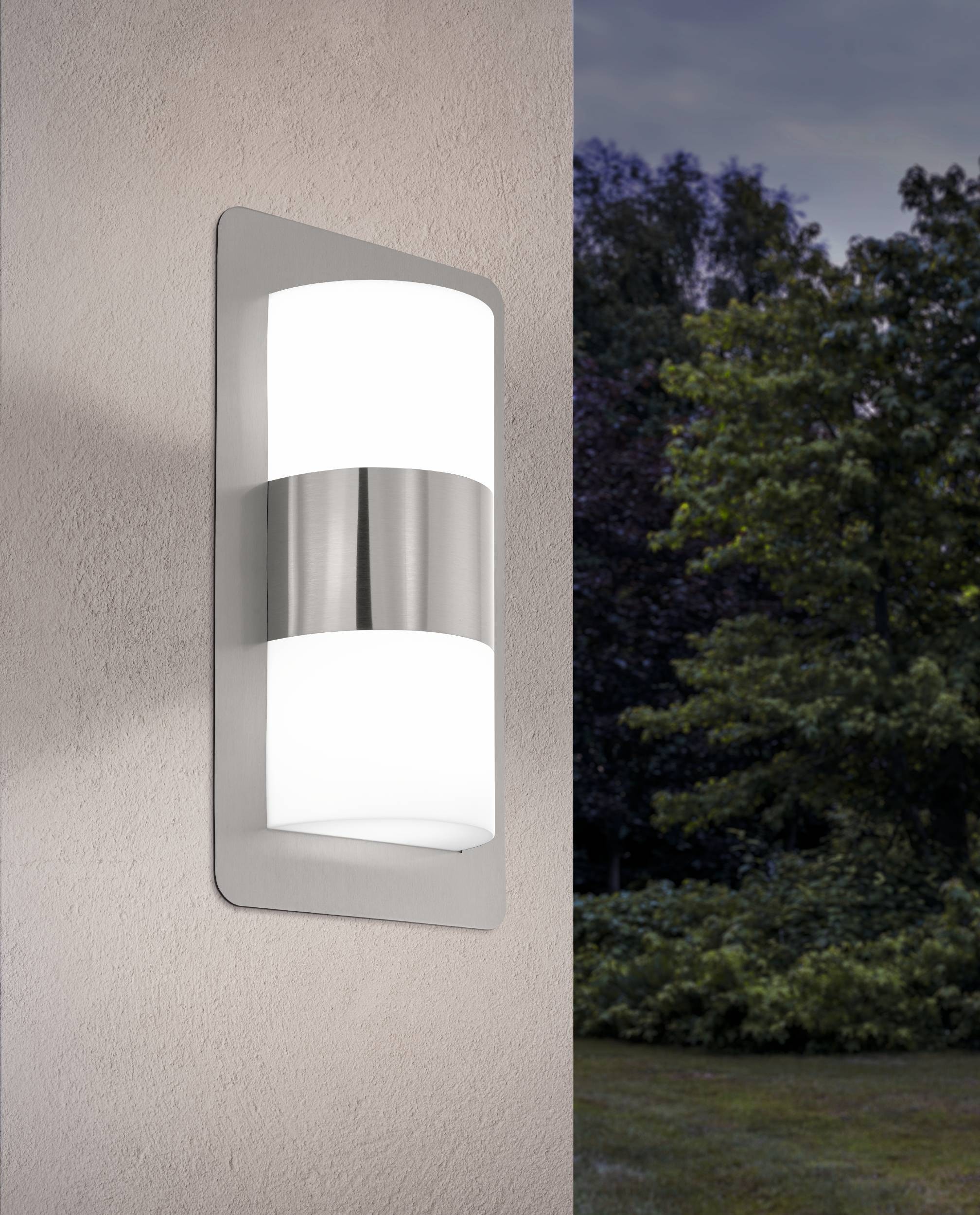 EGLO Wandleuchte »Cistierna Wandlampe, Außenlampe, Edelstahl und Kunststoff, IP44, E27« E27 1 Stk. Wand-/Deckenleuchte - L18 x H35 x AL9 cm - edelstahl - 2X10W exkl.