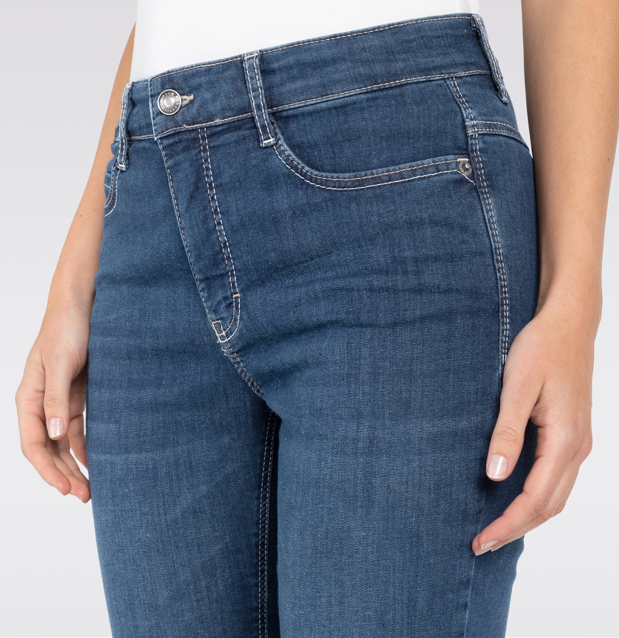 MAC Caprijeans »Dream-Sum«, Bequemer Sitz mit krempelbarem Saum