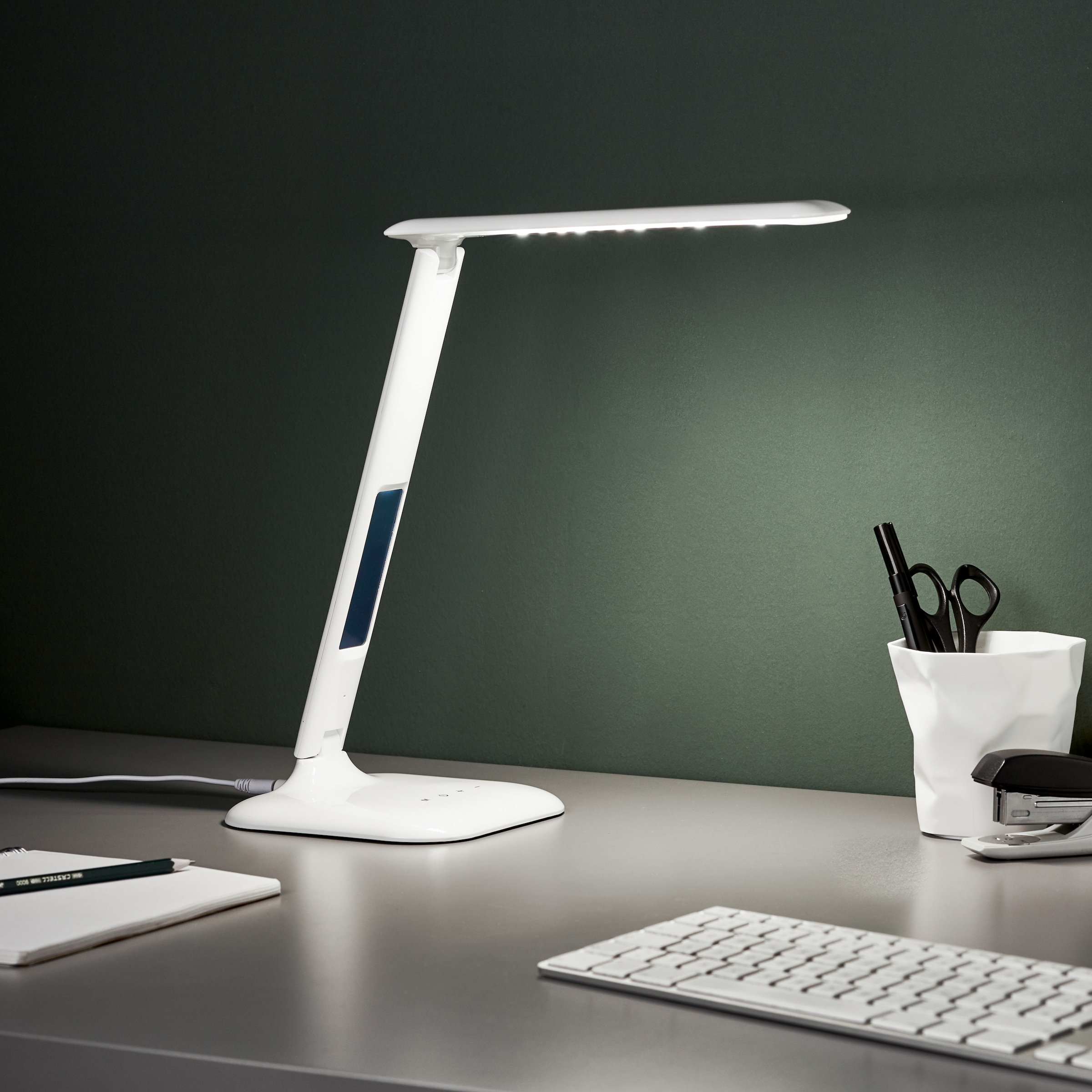 Brilliant LED Schreibtischlampe »Glenn«, bestellen Kunststoff/Metall, cm USB-Anschluss, Höhe, flammig-flammig, 1 Touchdimmer, weiß online 55