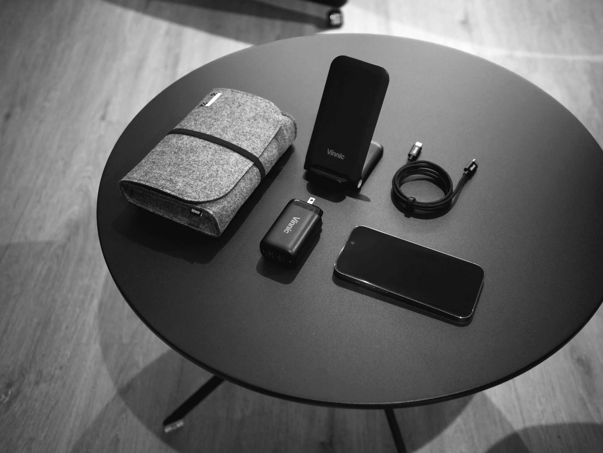 Vinnic USB-Ladegerät »TRIVOR 4-in-1 Travel Kit (65W, Dock, 2x 1.2m USB-C Kabel)«
