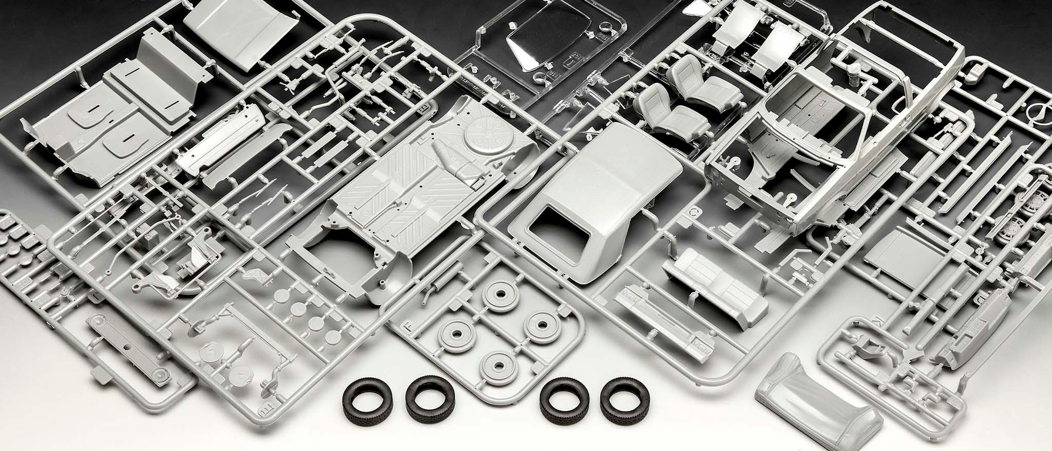 Revell® Modellbausatz »50 Jahre VW Golf 1, Jubiläumsset« 1:24 Made in Europe