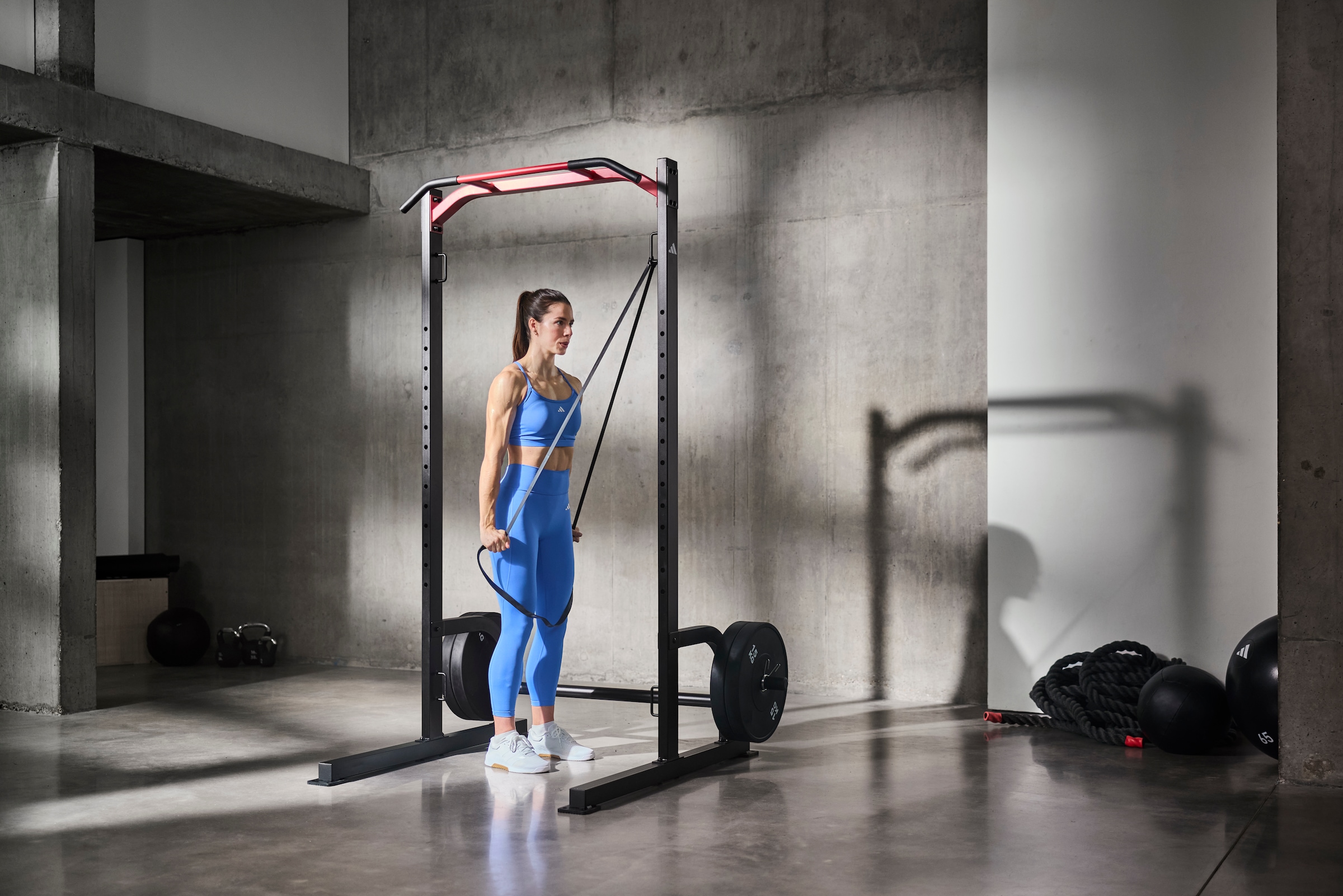 adidas Performance Power Rack »adidas Power Rack« Stabiles Power Rack mit Klimmzugstange, Band-Ankern und Scheibenablage