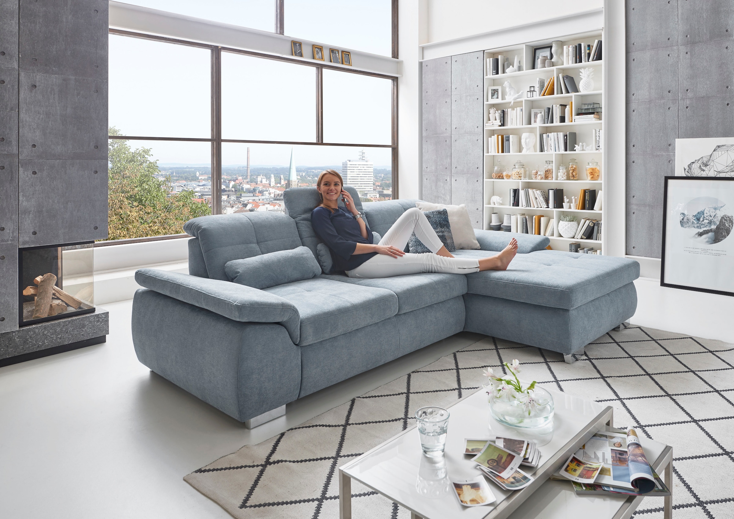 Die PlanBar Ecksofa »MP-IN16037 L-Form mit Kaltschaum-Polsterung«, mit Sitztiefenverstellung & Zierkissen