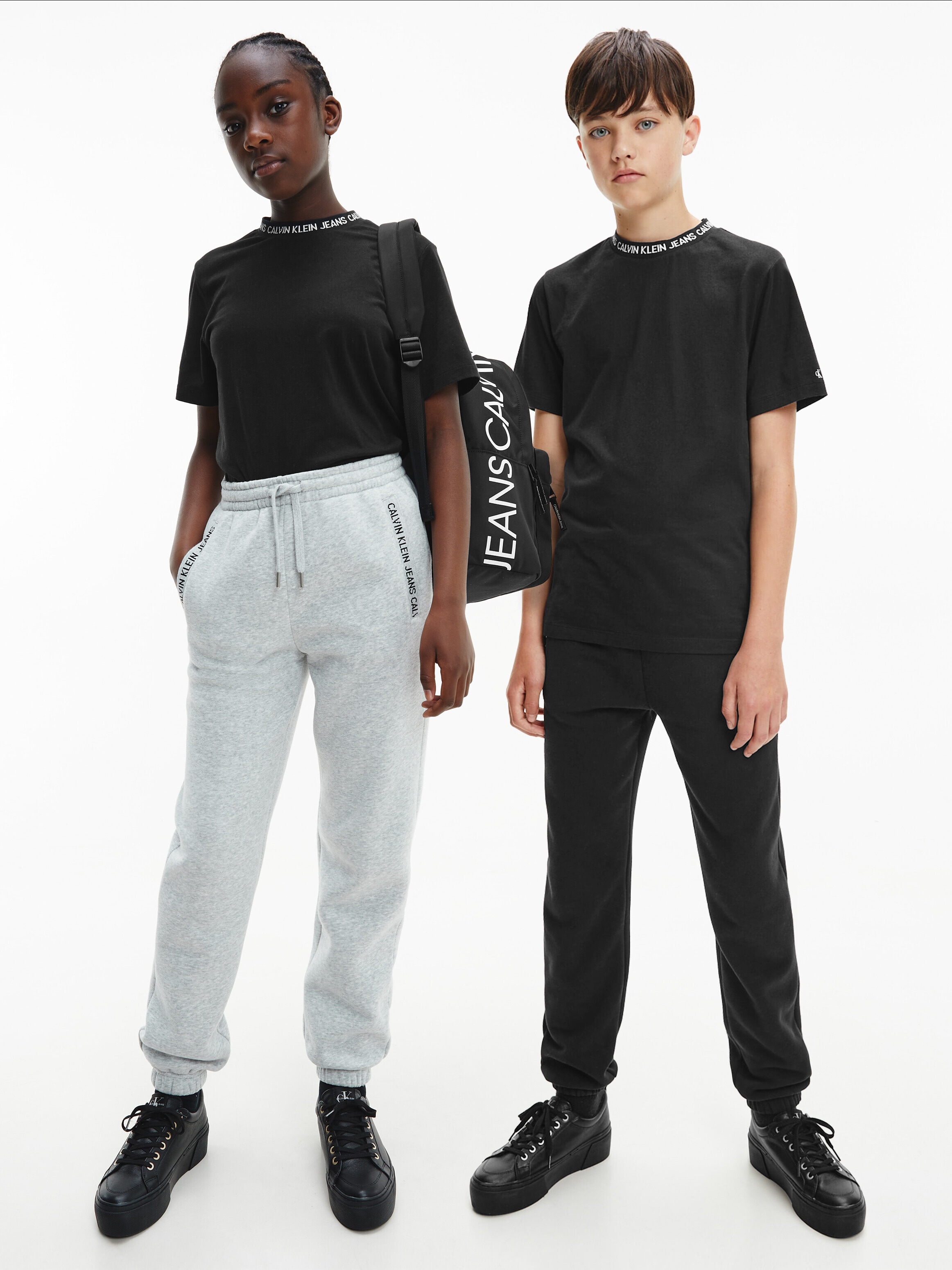 Calvin Klein Jeans T-Shirt »INTARSIA LOGO T-SHIRT« für Kinder bis 16 Jahre, Logoschriftzug am Ausschnitt