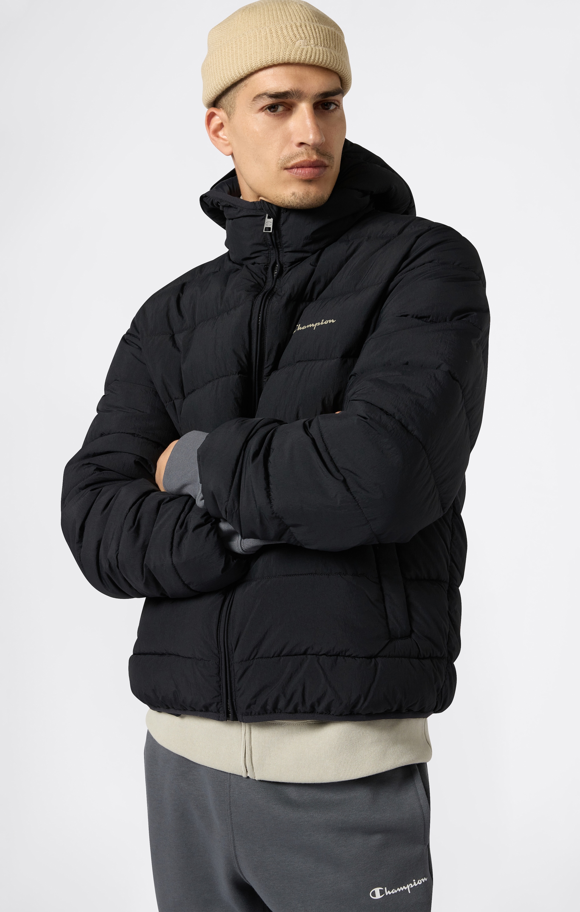 Champion Steppjacke »Padded Outdoor Jacket« mit Kapuze für Erwachsene, aus Polyamid, leichtes Material