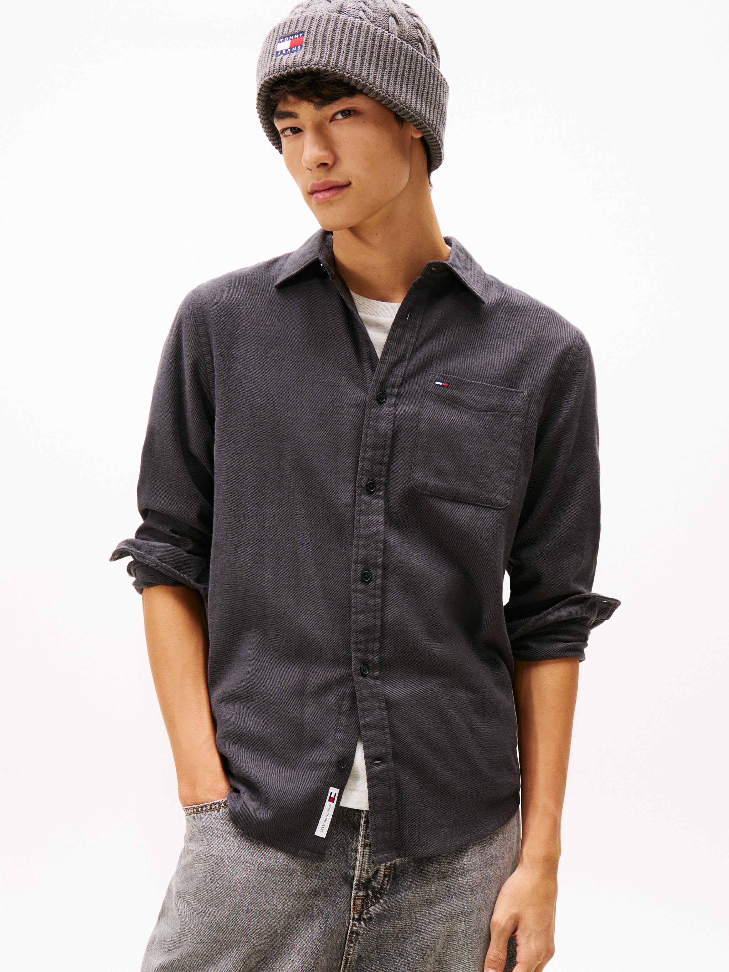 Tommy Jeans Flanellhemd »TJM FLANNEL« regular fit, Langarmhemd, halbgespreizter Kragen
