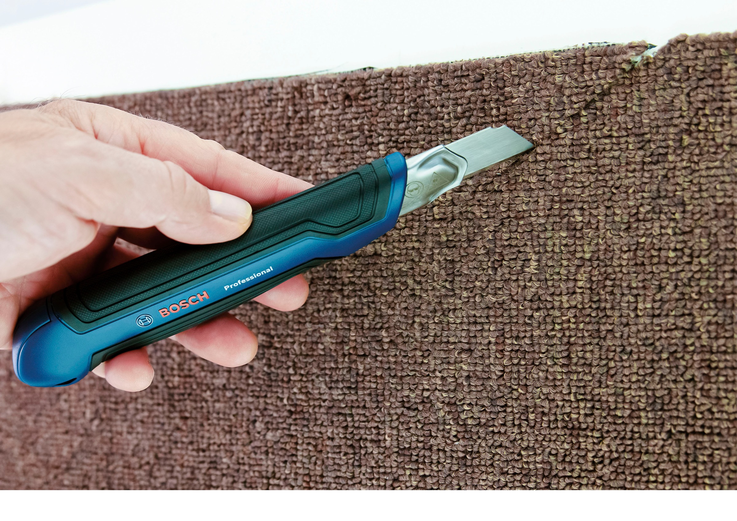 Bosch Professional Cuttermesser »(1600A027M4)«, (Set, 3 tlg.), 1 x Universalmesser, 1 x Cuttermesser, 1 x Universal-Teppichmesser