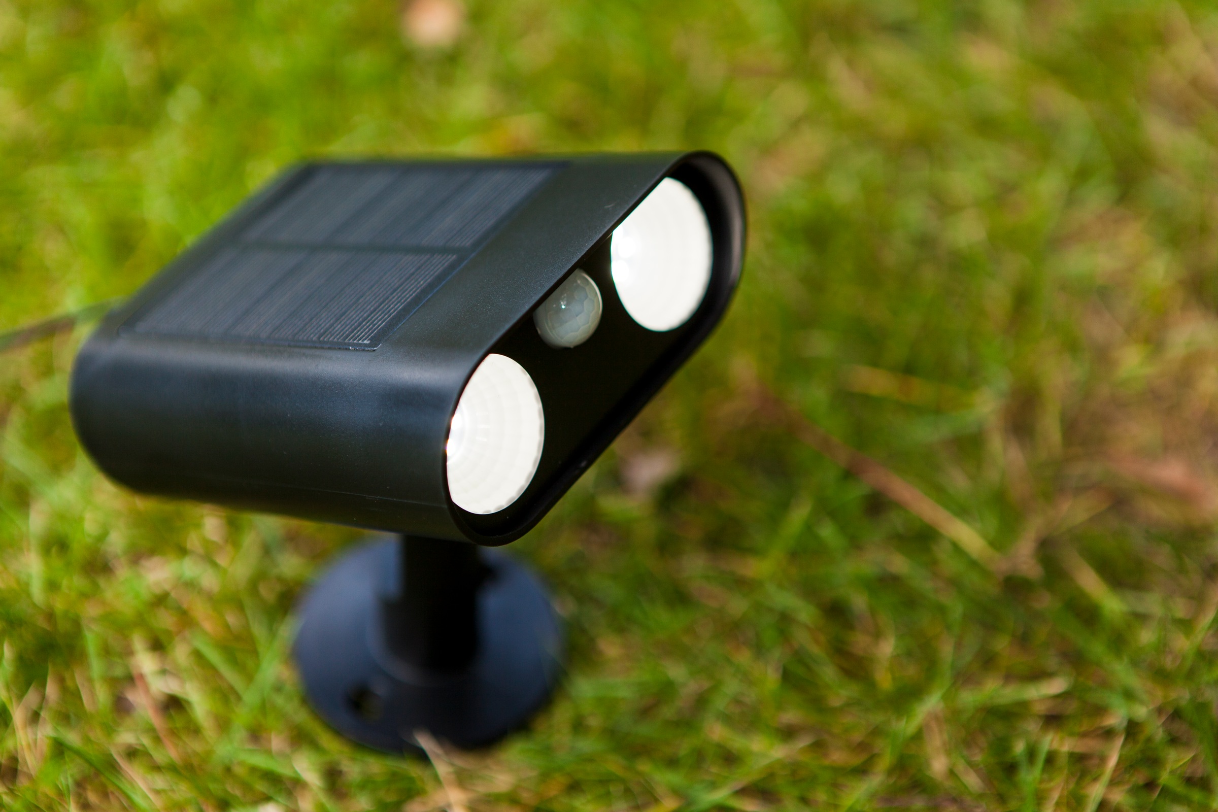 LUTEC LED Solarleuchte »LED-Solar-Aussenleuchte m. BWM BINGO«, 1 flammig, Leuchtmittel LED-Board | LED fest integriert, Bewegungsmelder