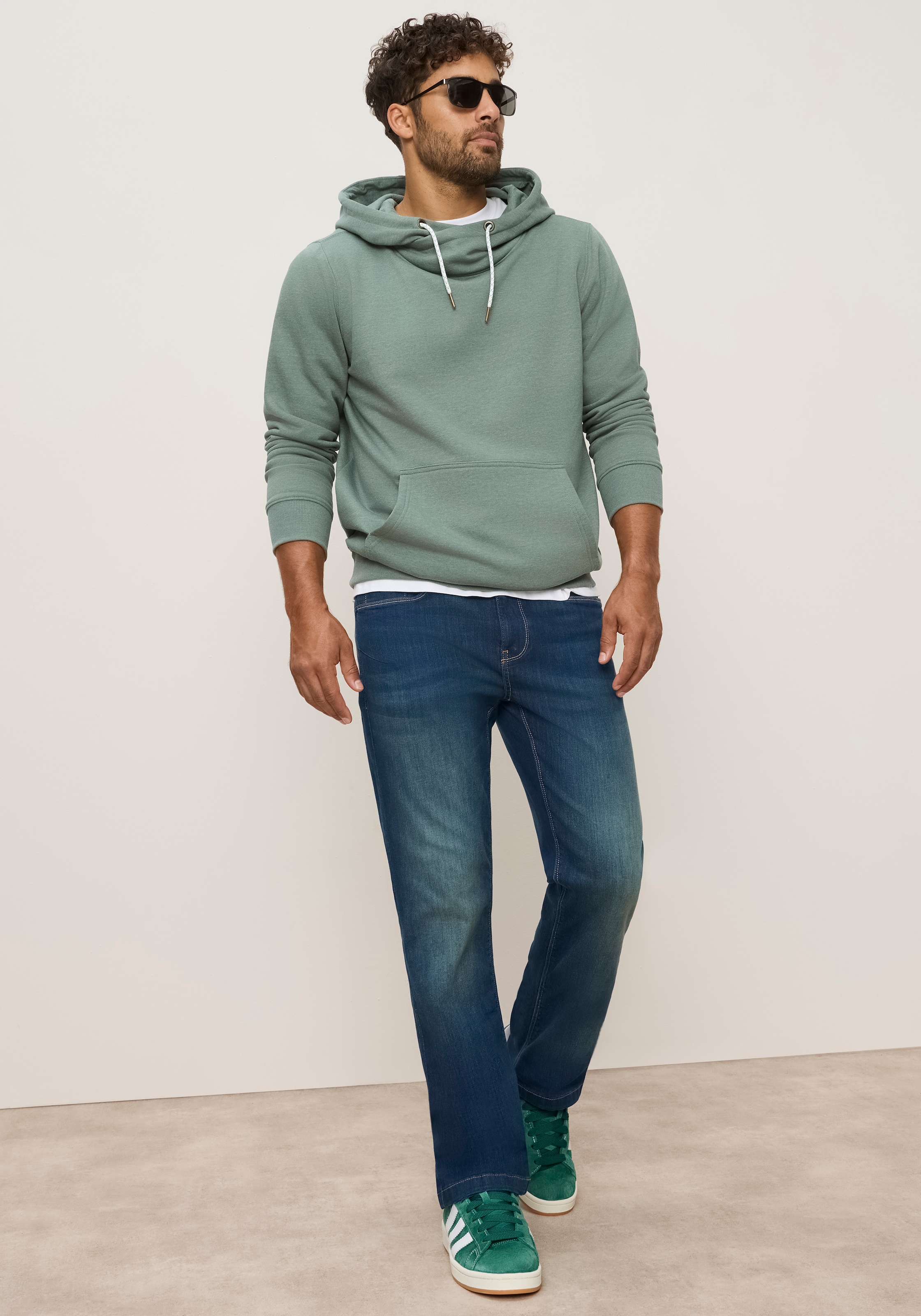 Man's World Kapuzensweatshirt , mit hochschließendem Kragen, auch in großen Größen
