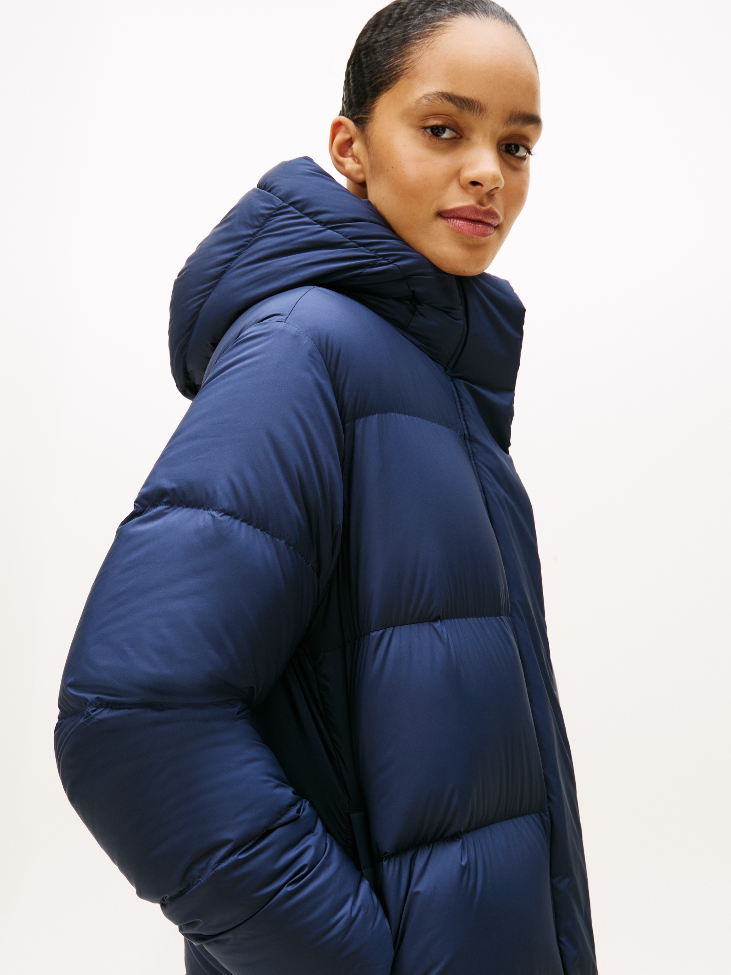 Tommy Hilfiger Steppmantel »MODERN DOWN REG COAT« mit wärmenden Material gefüttert