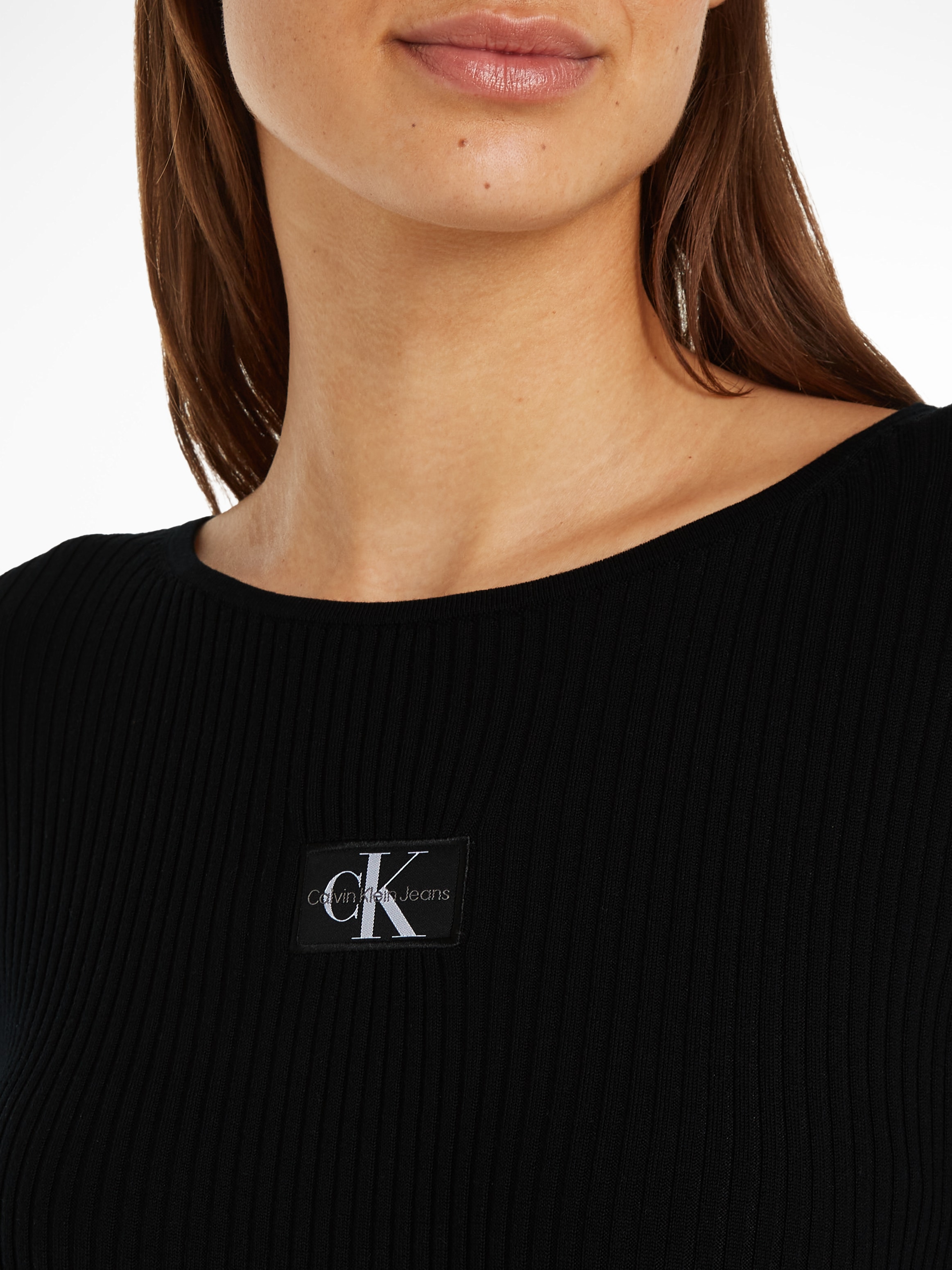 Calvin Klein Jeans Rundhalspullover »WOVEN LABEL TIGHT SWEATER«, mit Logopatch