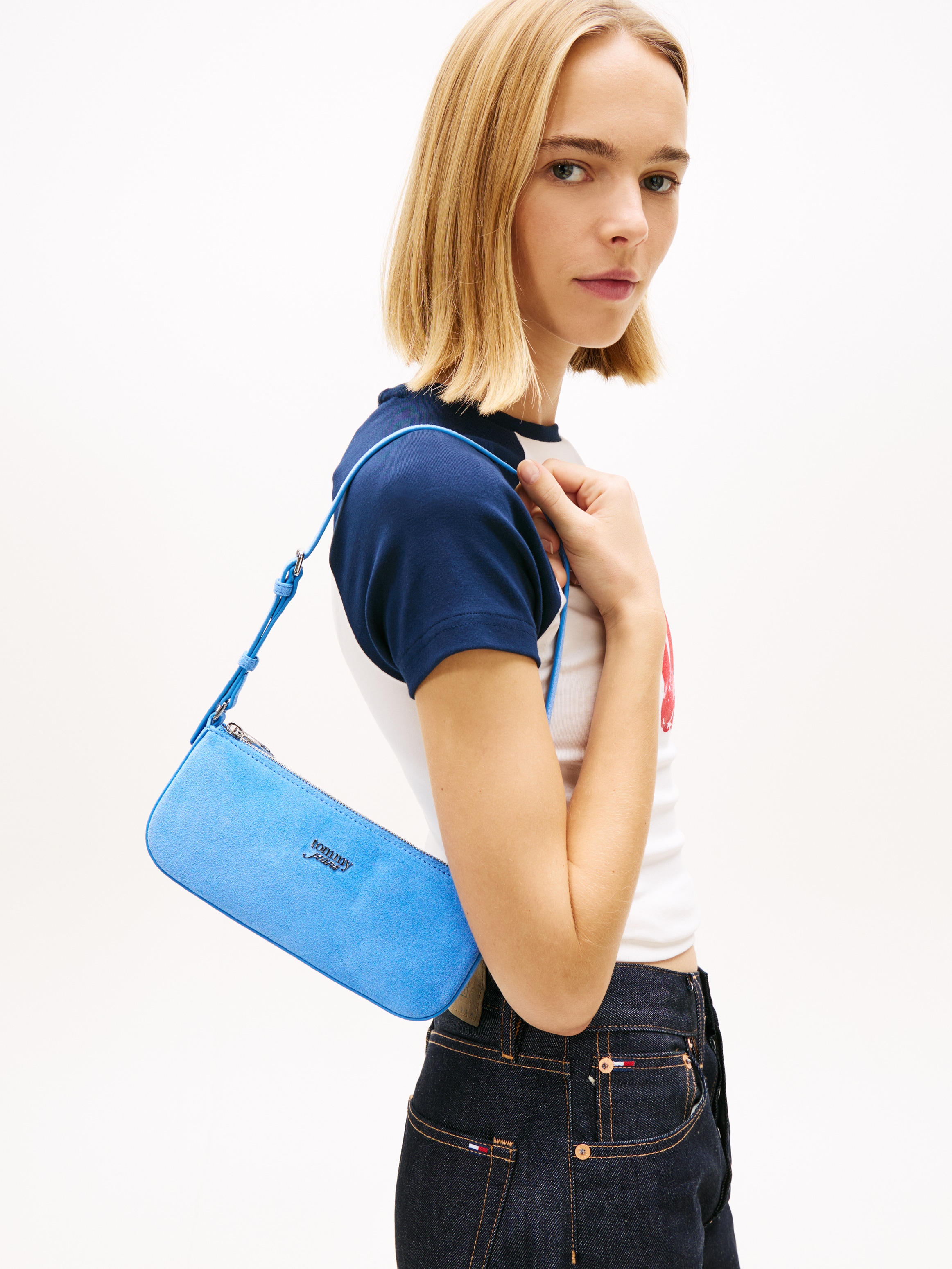 Tommy Jeans Schultertasche »TJW MUST SUEDE SHOULDER BAG« Damen Umhängetasche, Handtasche, Mini Bag  mit TH-Logo