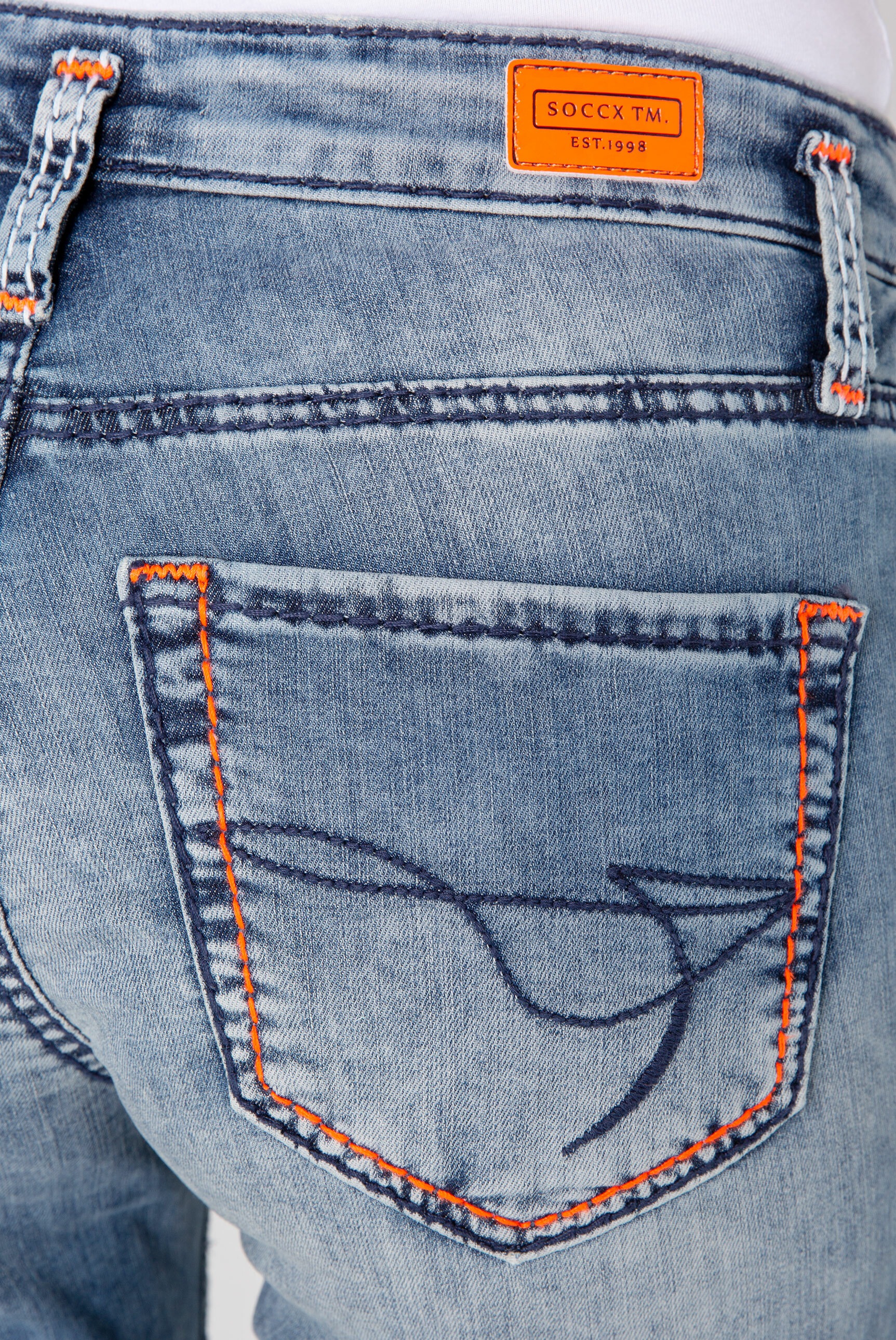 SOCCX Slim-fit-Jeans, mit zwei Knöpfen am Bund
