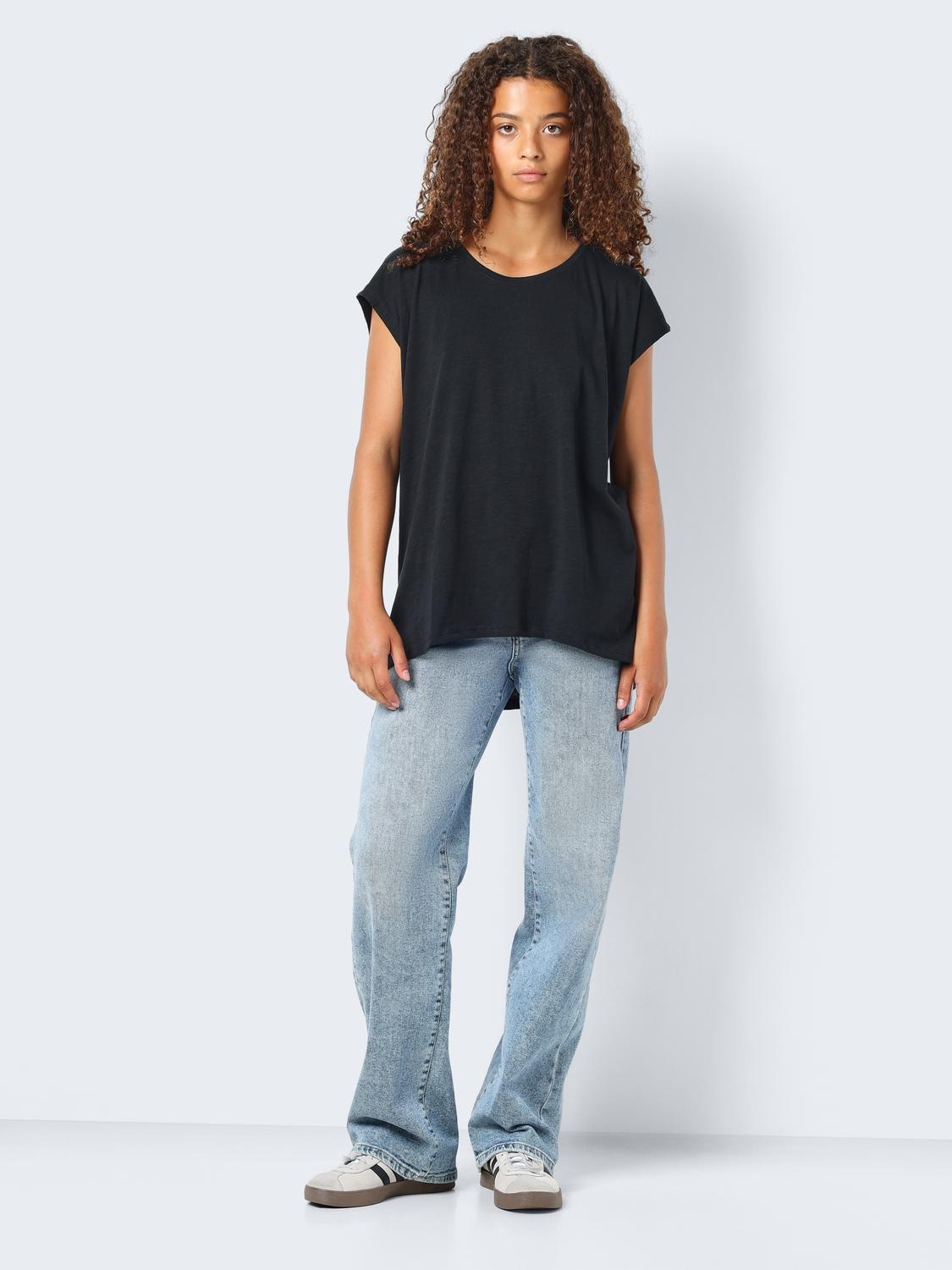 Noisy may Kurzarmshirt »NMMATHILDE S/S LOOSE LONG TOP NOOS« Baumwollmischung, relaxed fit