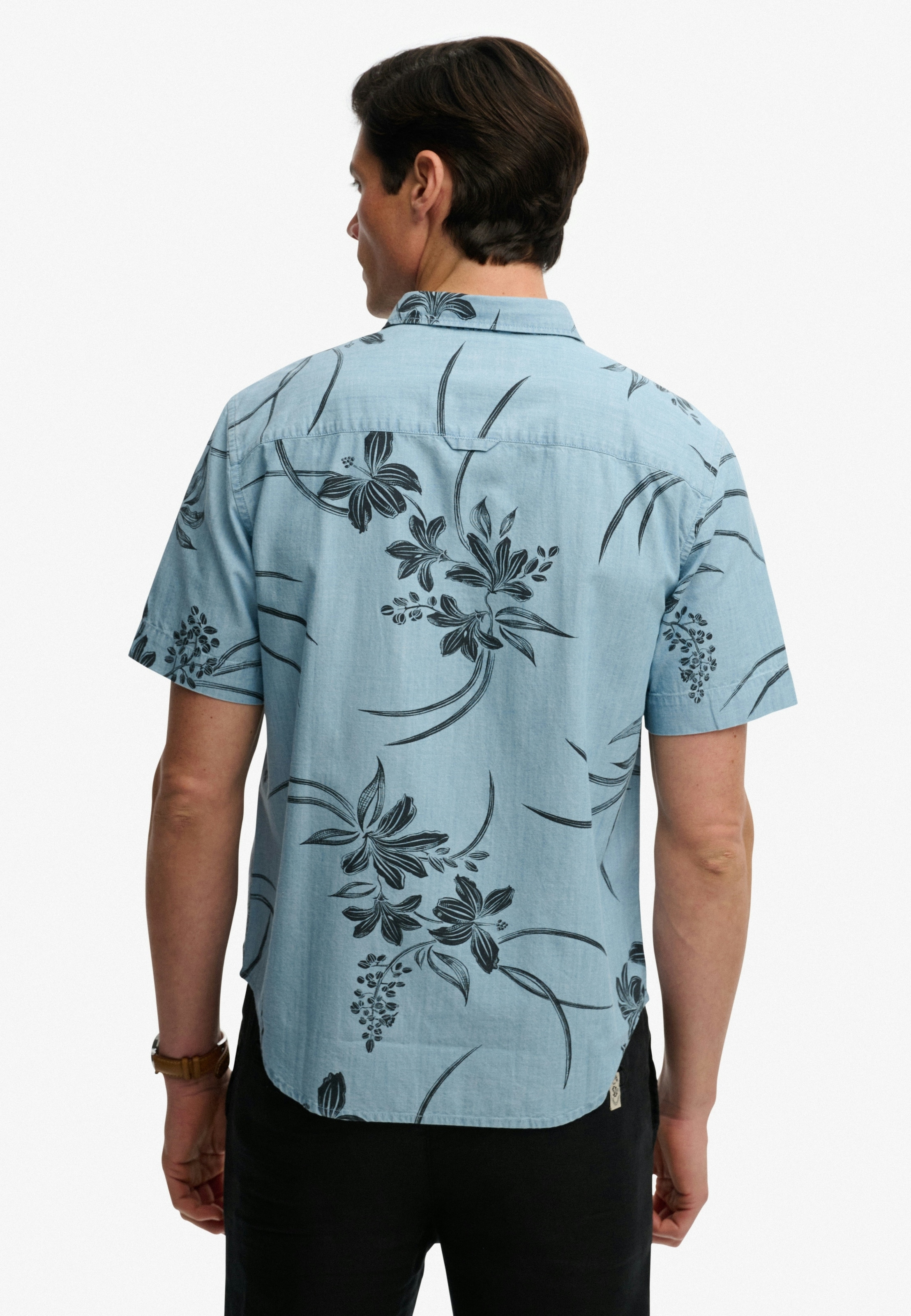 Superdry Kurzarmhemd »VINTAGE LOOM S/S SHIRT« mit sommerlich coolem Hawaii-Blumen-Print