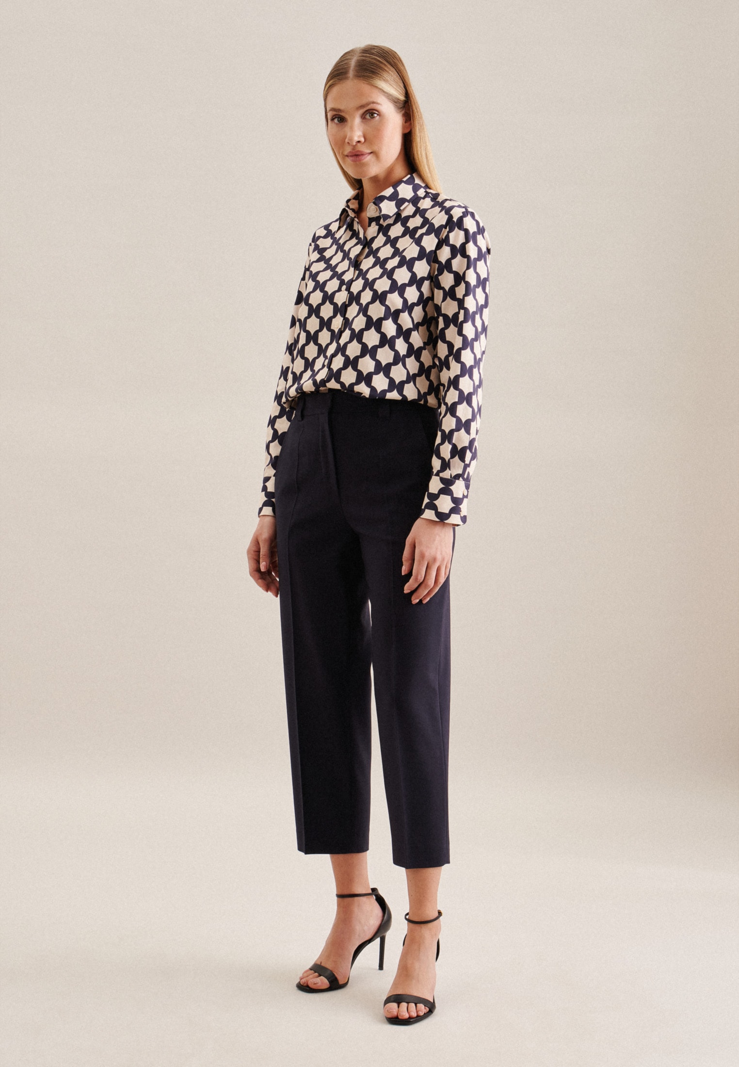 seidensticker Hemdbluse »Schwarze Rose«, Langarm Kragen Geometrische Muster