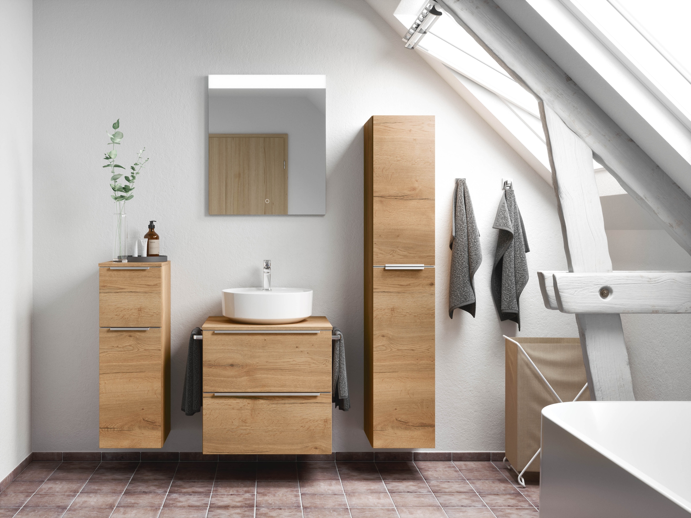 nobilia® Badmöbel-Set »Alvene«, (4 St., vormontiert, mit Soft-Close), inkl. Spiegel mit Touch-Sensor, in vier Breiten
