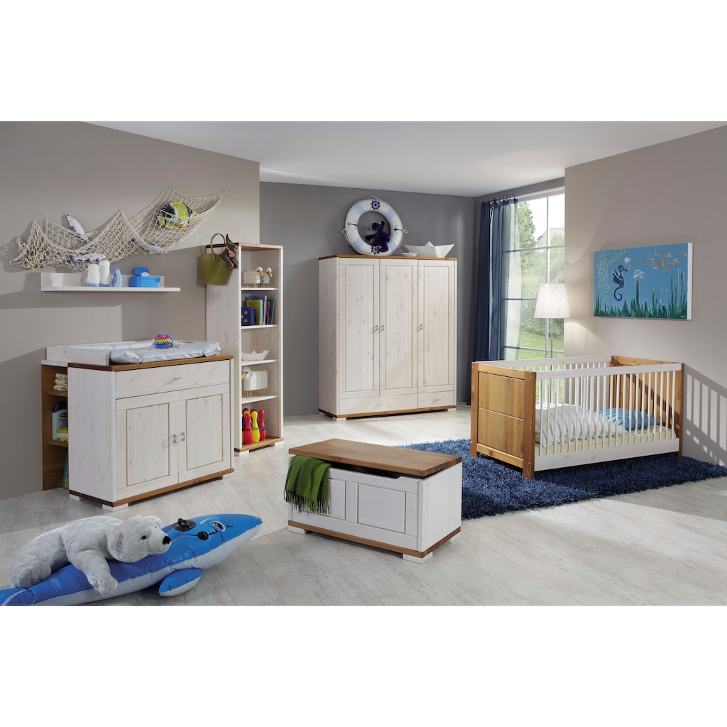 Lüttenhütt Babyzimmer-Komplettset »Jaike«, (Set, 7 St., Bett + Wickelkommode + 1x Unterbauregal + 3-trg. Schrank etc.)