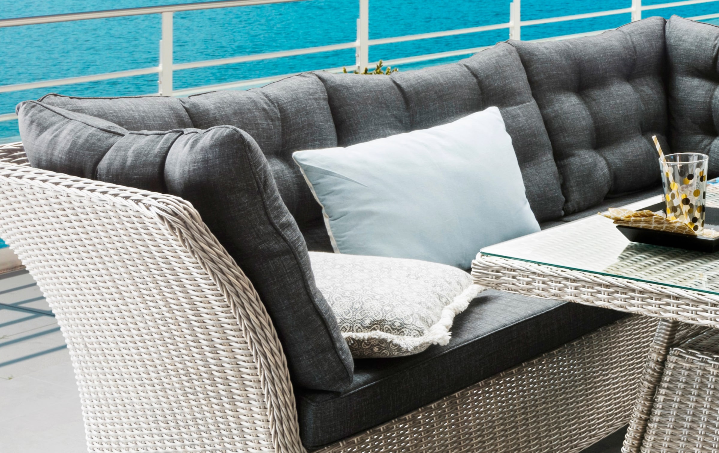 Destiny Garten-Essgruppe »PALMA LUNA«, (16 tlg., 2x Schenkel, 1x Eckmodul, 2x Sessel, 1x Tisch, inkl. Auflagen), Aluminium, Polyrattan