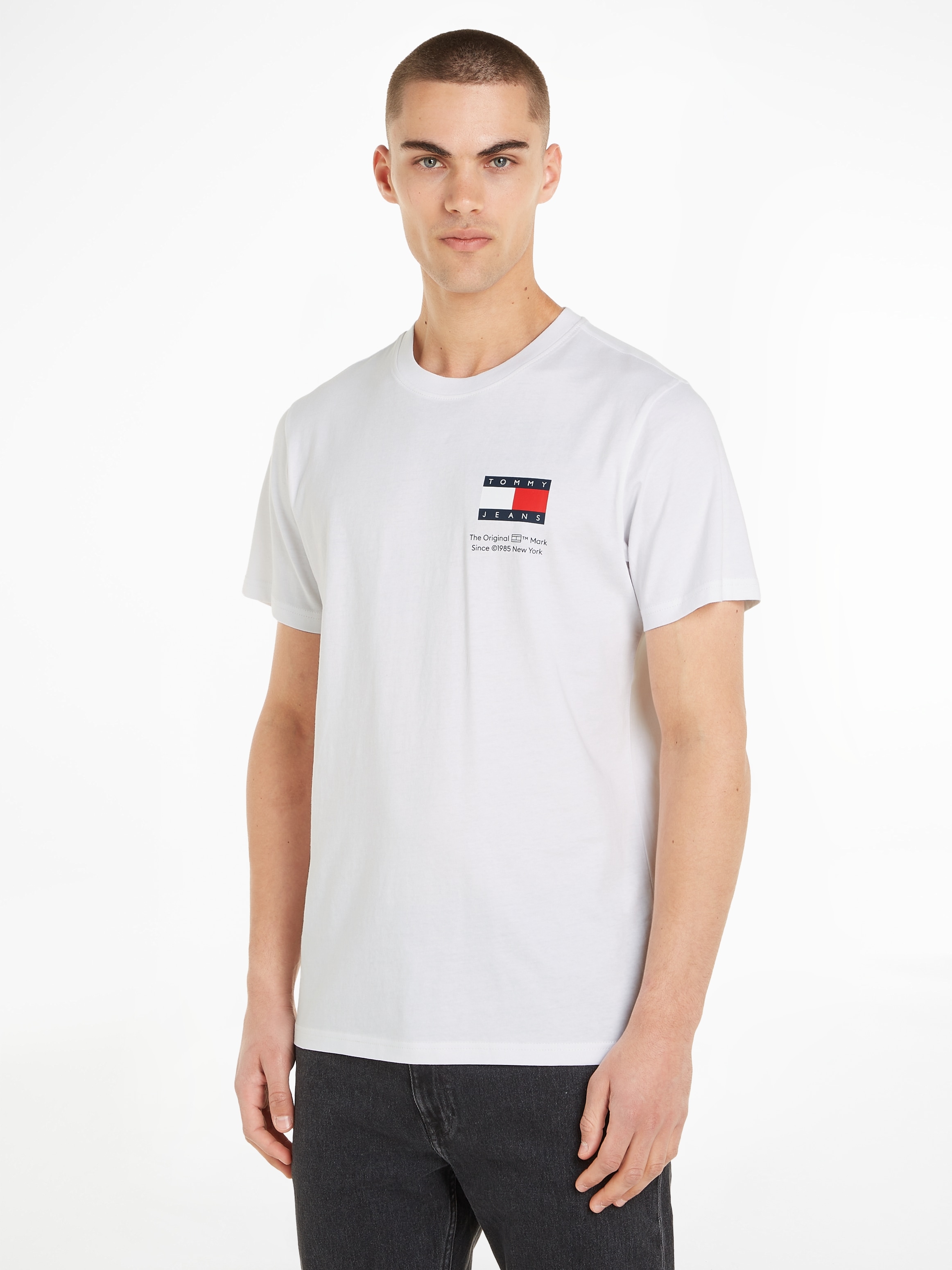 Tommy Jeans Plus T-Shirt »TJM SLIM ESSENTIAL FLAG TEE EXT«, mit Tommy Jeans  Logo-Schriftzug online kaufen