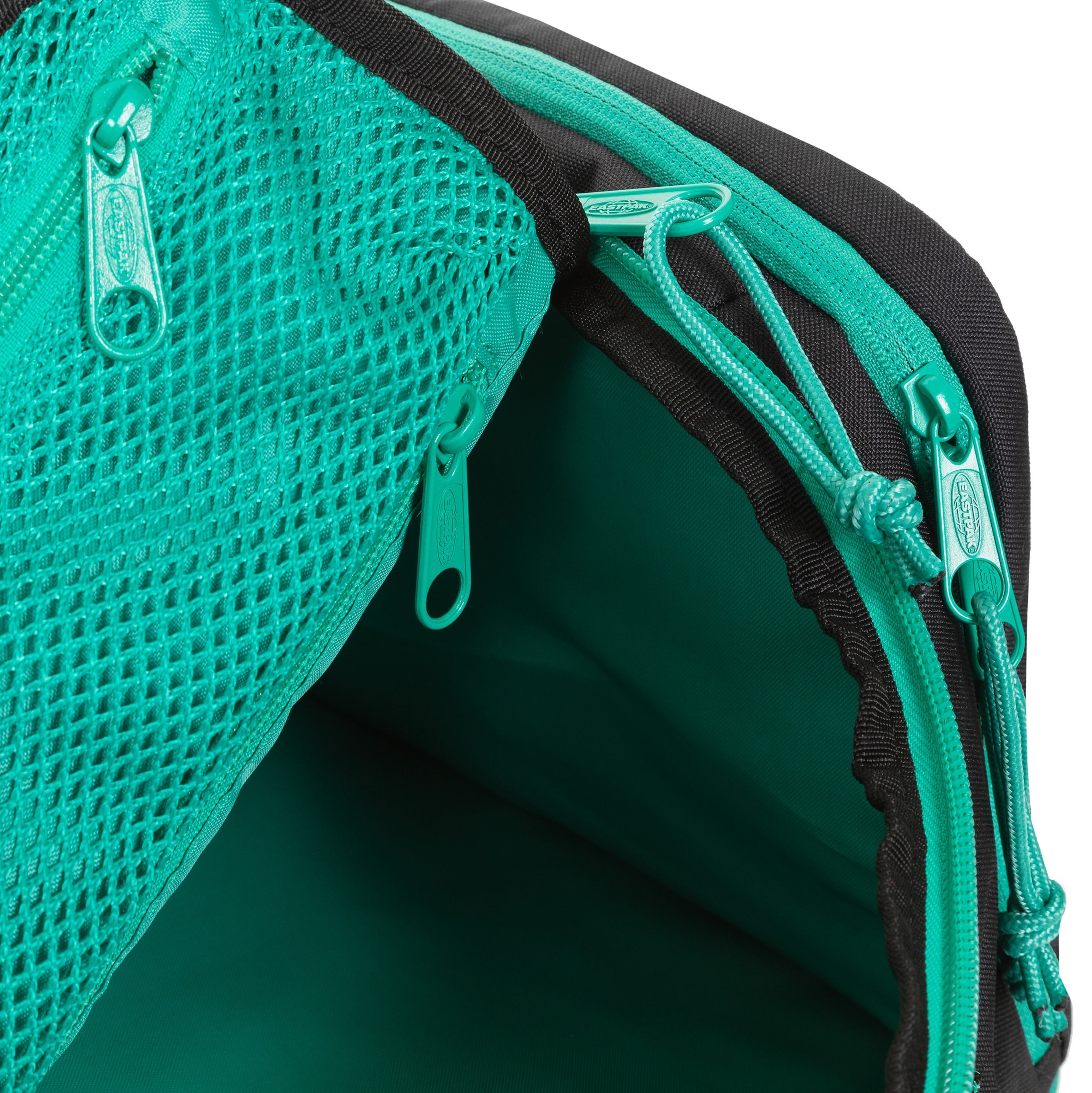 Eastpak Freizeitrucksack »CARRY PACK, auch als Reisetasche nutzbar«, Sportrucksack Wanderrucksack Streetpack Reisetasche Sporttasche