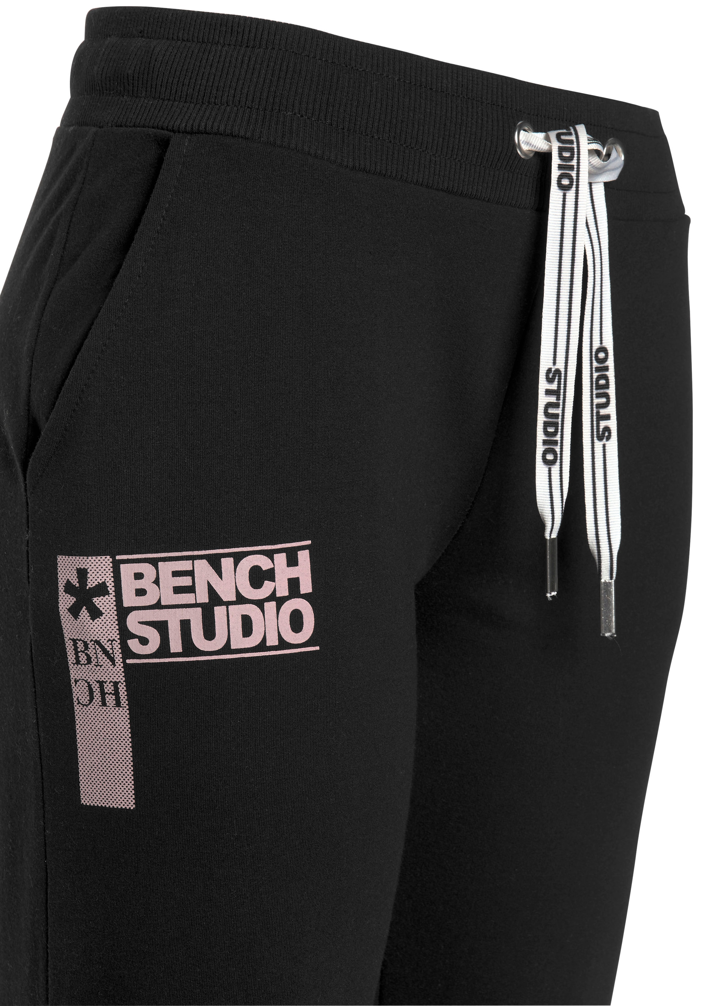 Bench. Jogginghose, mit Logodruck bequem kaufen