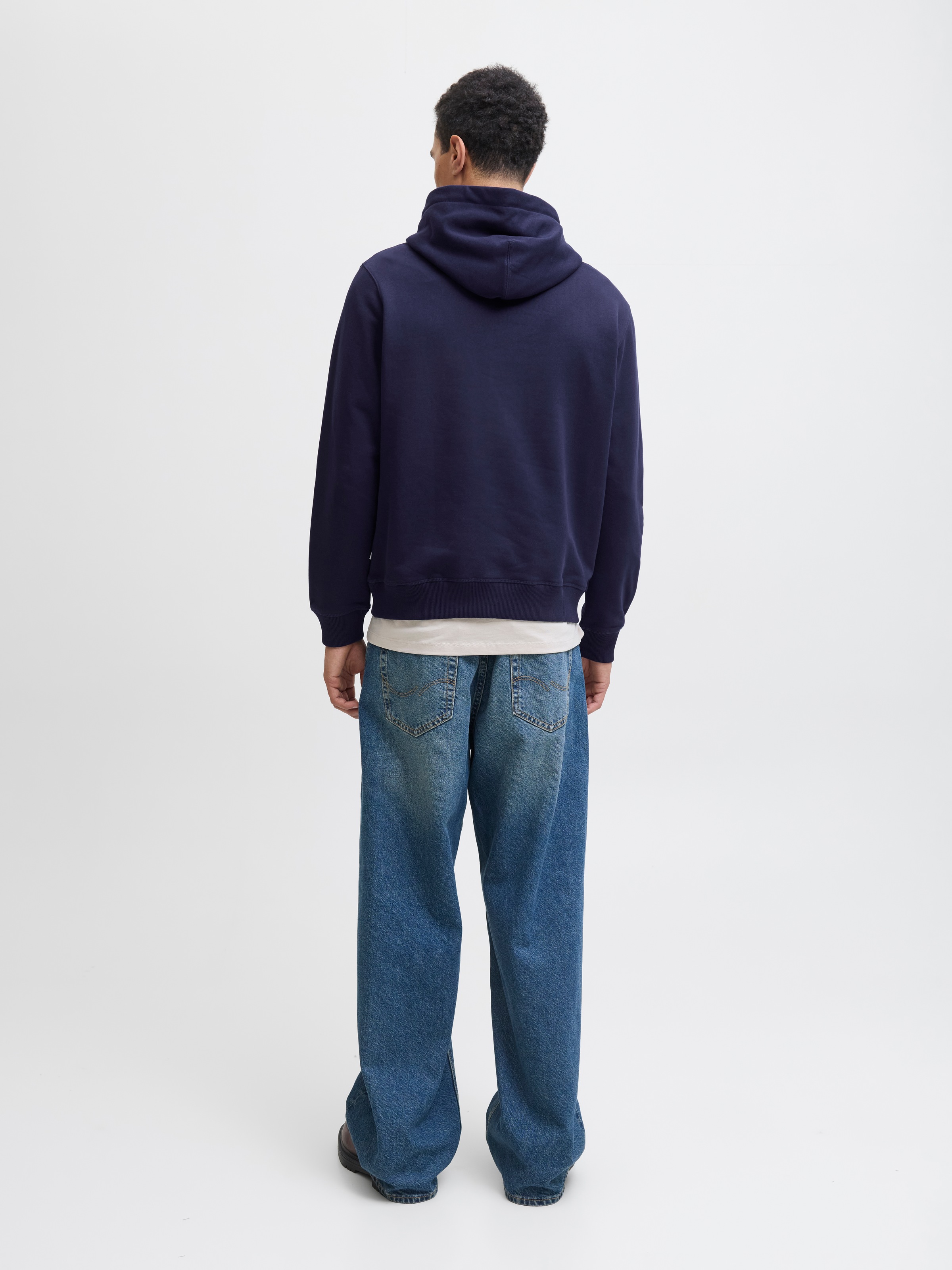 Jack & Jones Kapuzensweatshirt »JORNORREBRO EMB SWEAT HOOD NOOS«, mit Logo Print
