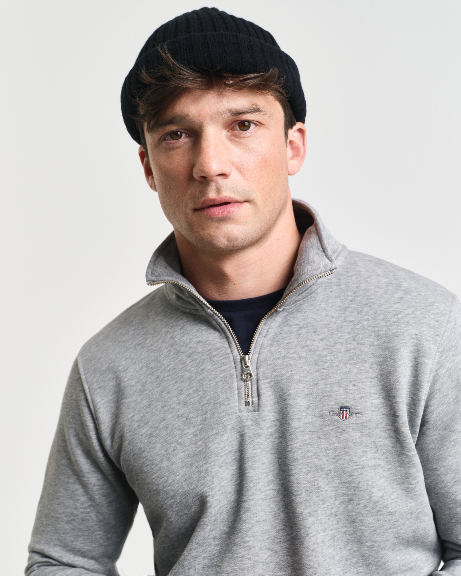 Gant »REG SHIELD HALF ZIP SWEAT«, mit Logostickerei auf der Brust
