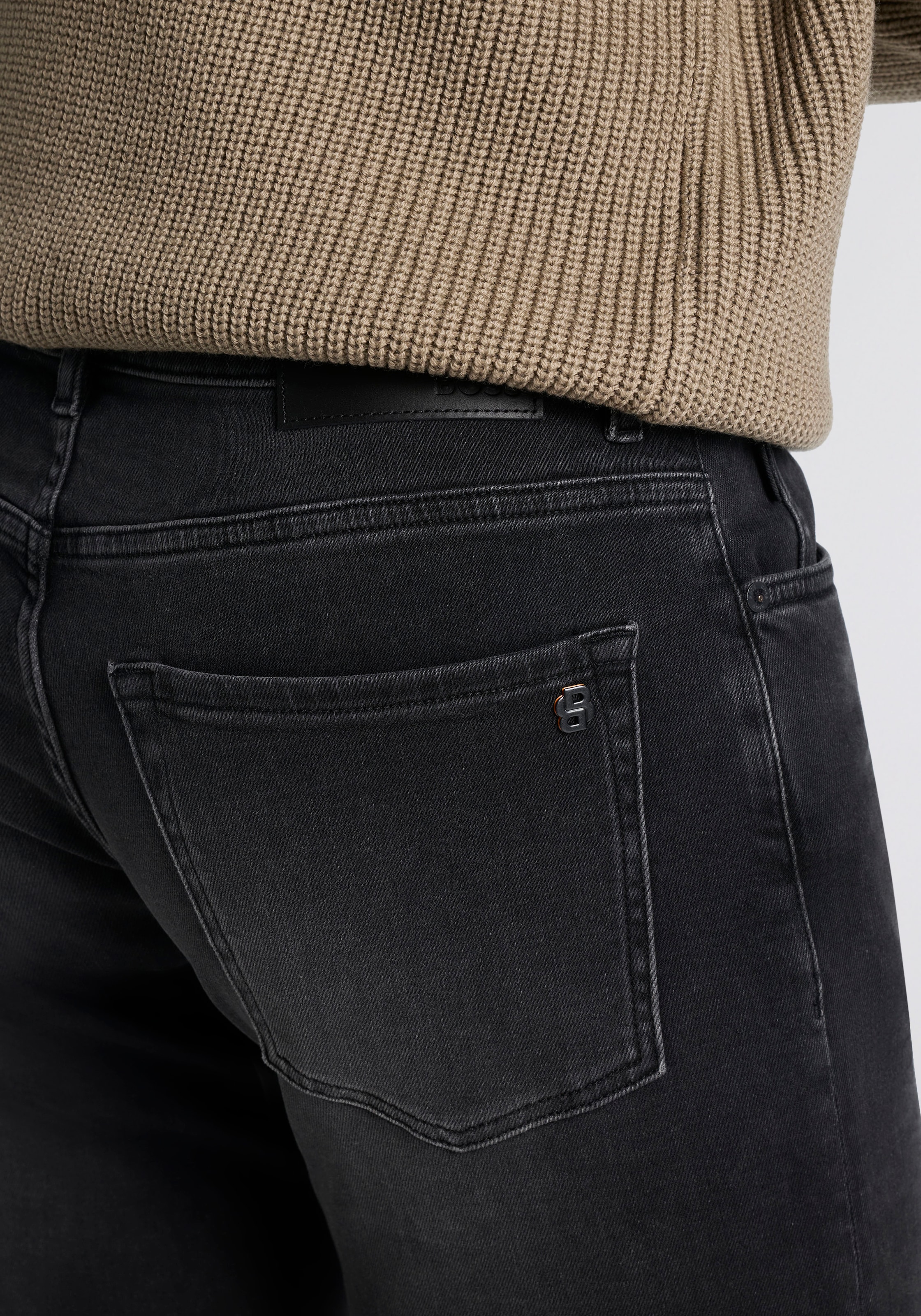 BOSS ORANGE Tapered-fit-Jeans »ONYX«, in 5-Pocket-Form