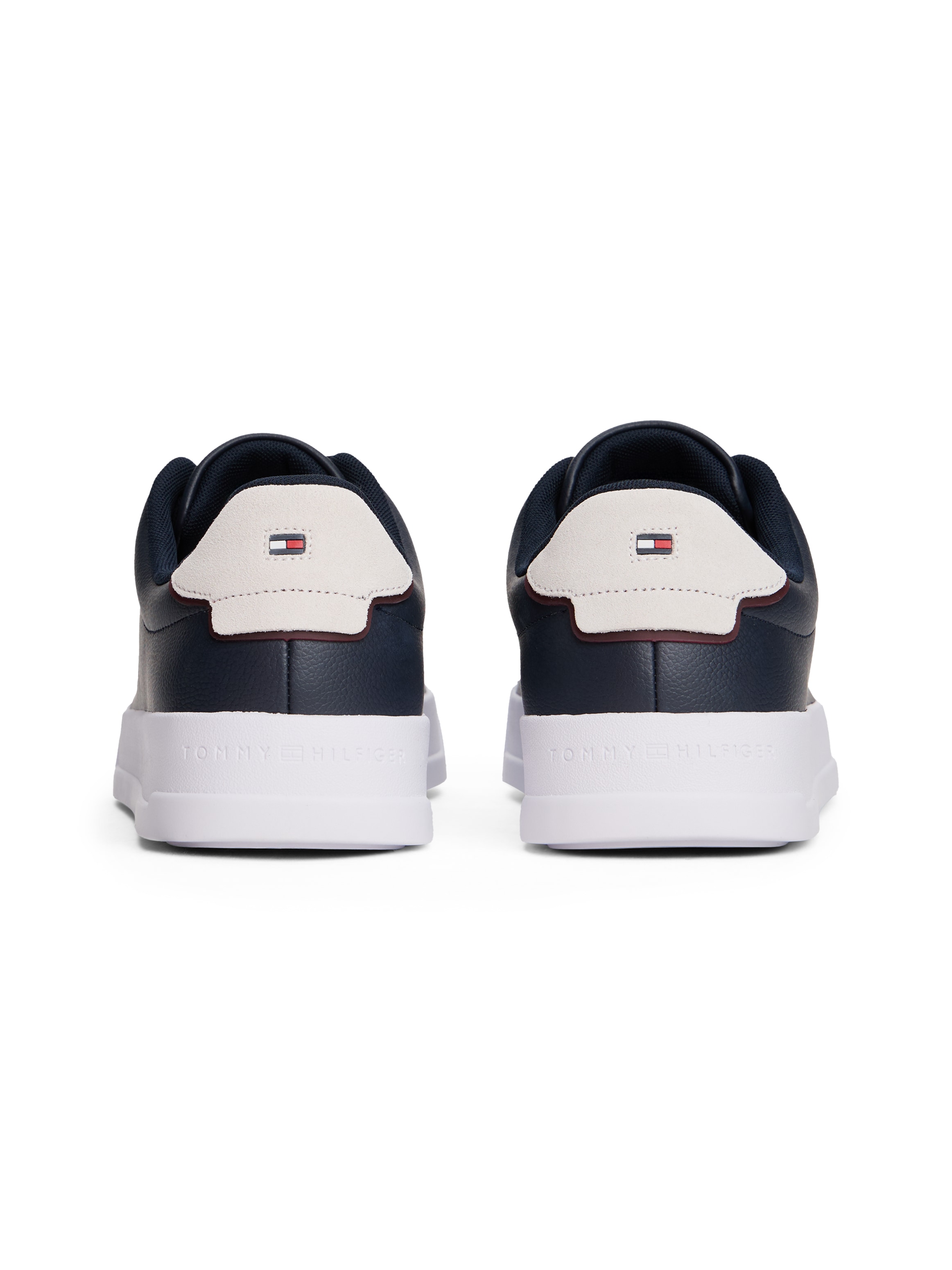 Tommy Hilfiger Sneaker »TH COURT LTH DETAIL ESS«, Freizeitschuh, Halbschuh, Schnürschuh mit seitlichem Logoschriftzug