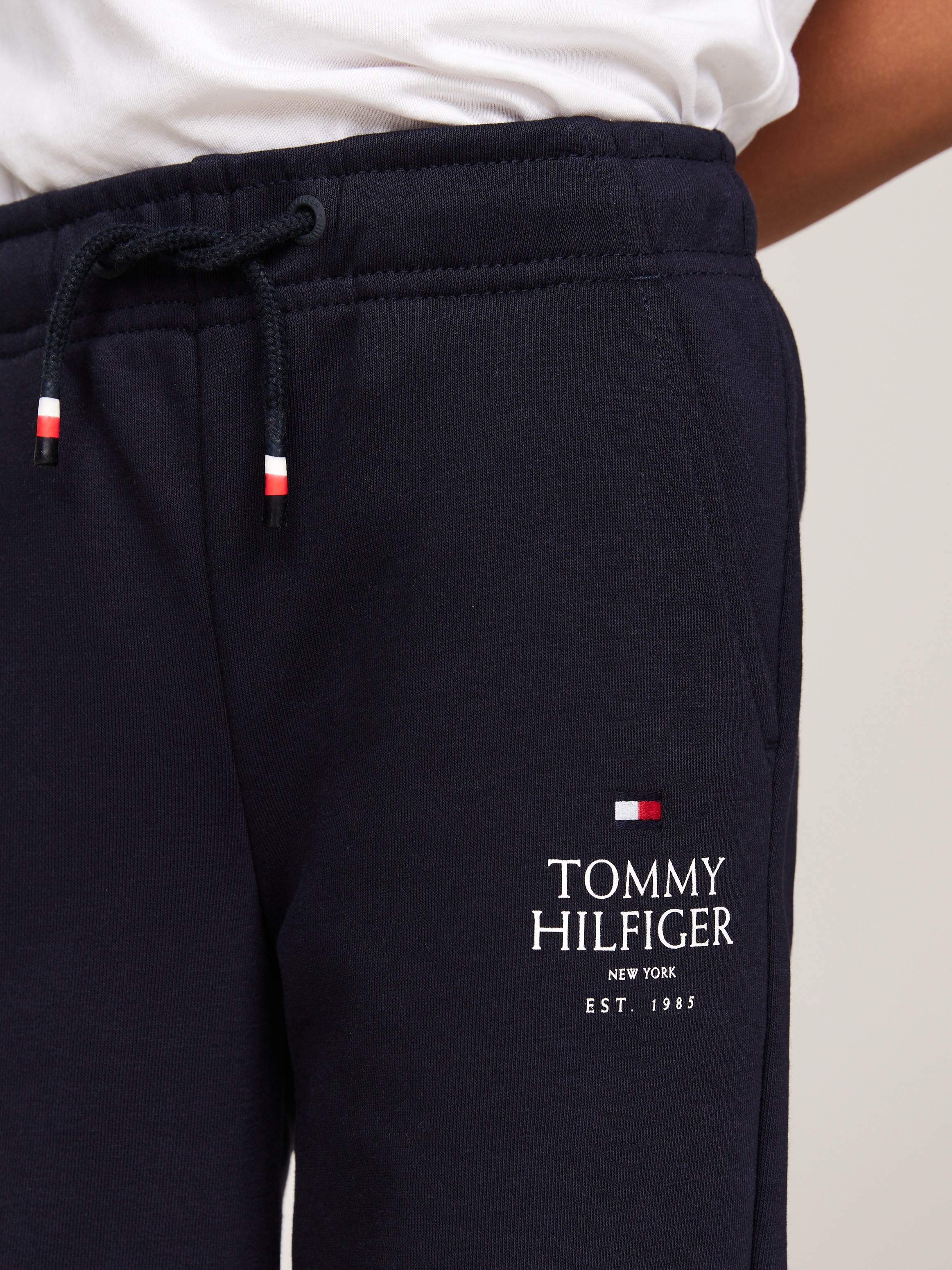 Tommy Hilfiger Sweathose »TH LOGO PUFF PRINT SWEATPANTS«, mit Logoschriftzug