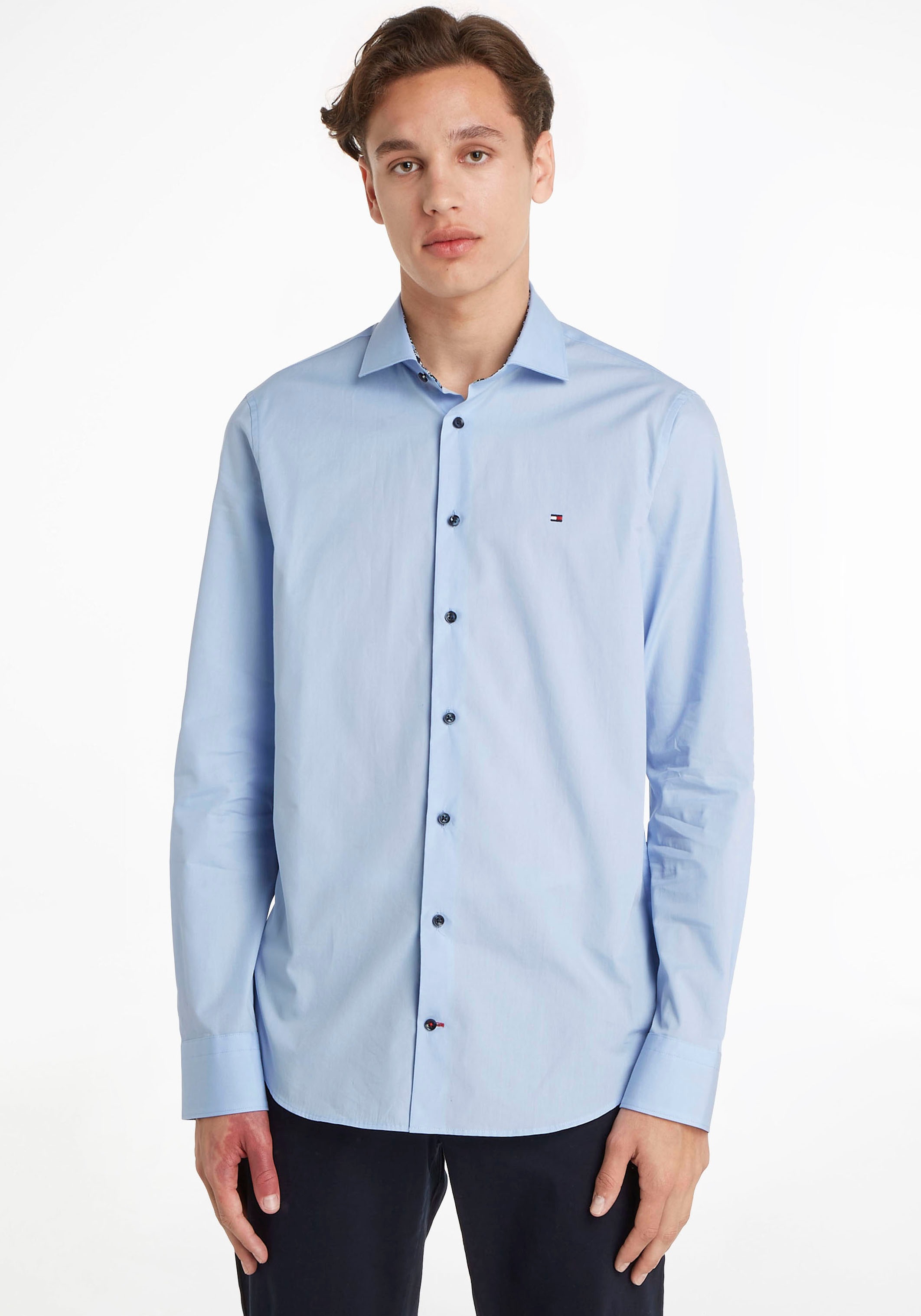 Langarmhemd »CL SOLID POPLIN SF SHIRT«, mit floralem Muster in der Krageninnenseite