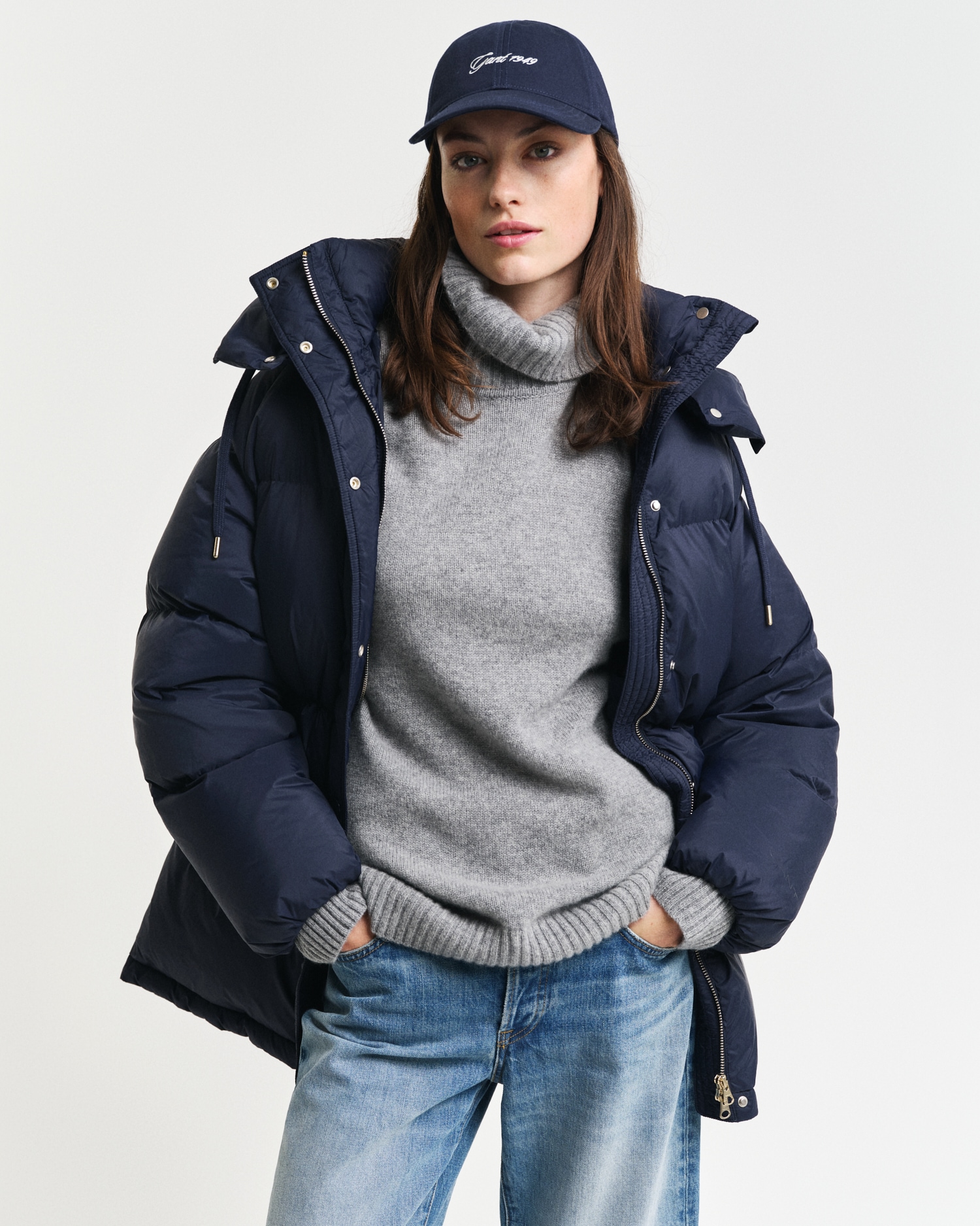 Gant Steppjacke »MID LENGTH DOWN JACKET«, mit Kapuze, mit 2-Wege-Reißverschluss