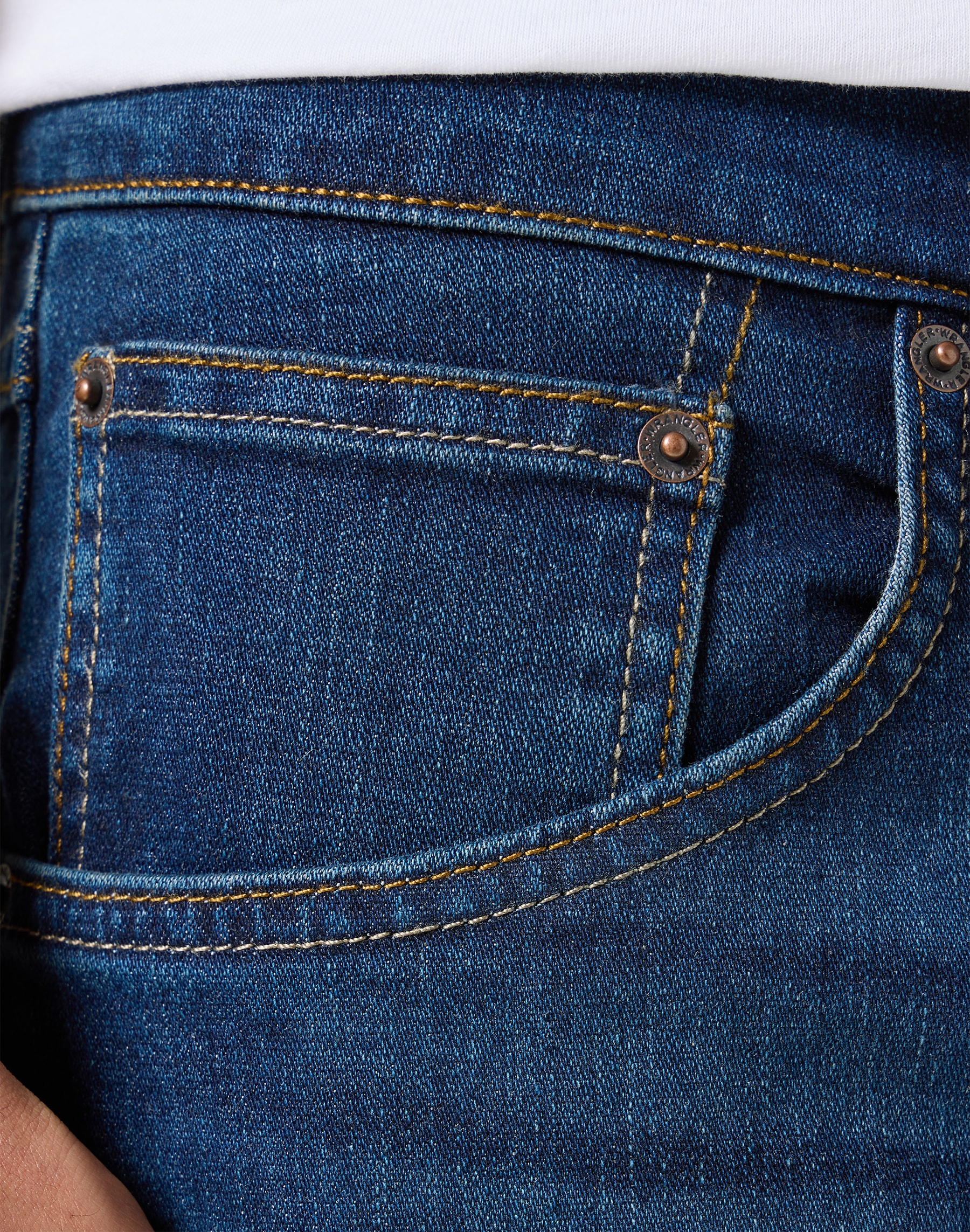 Wrangler Tapered-fit-Jeans »Foundation« Tapered fit
