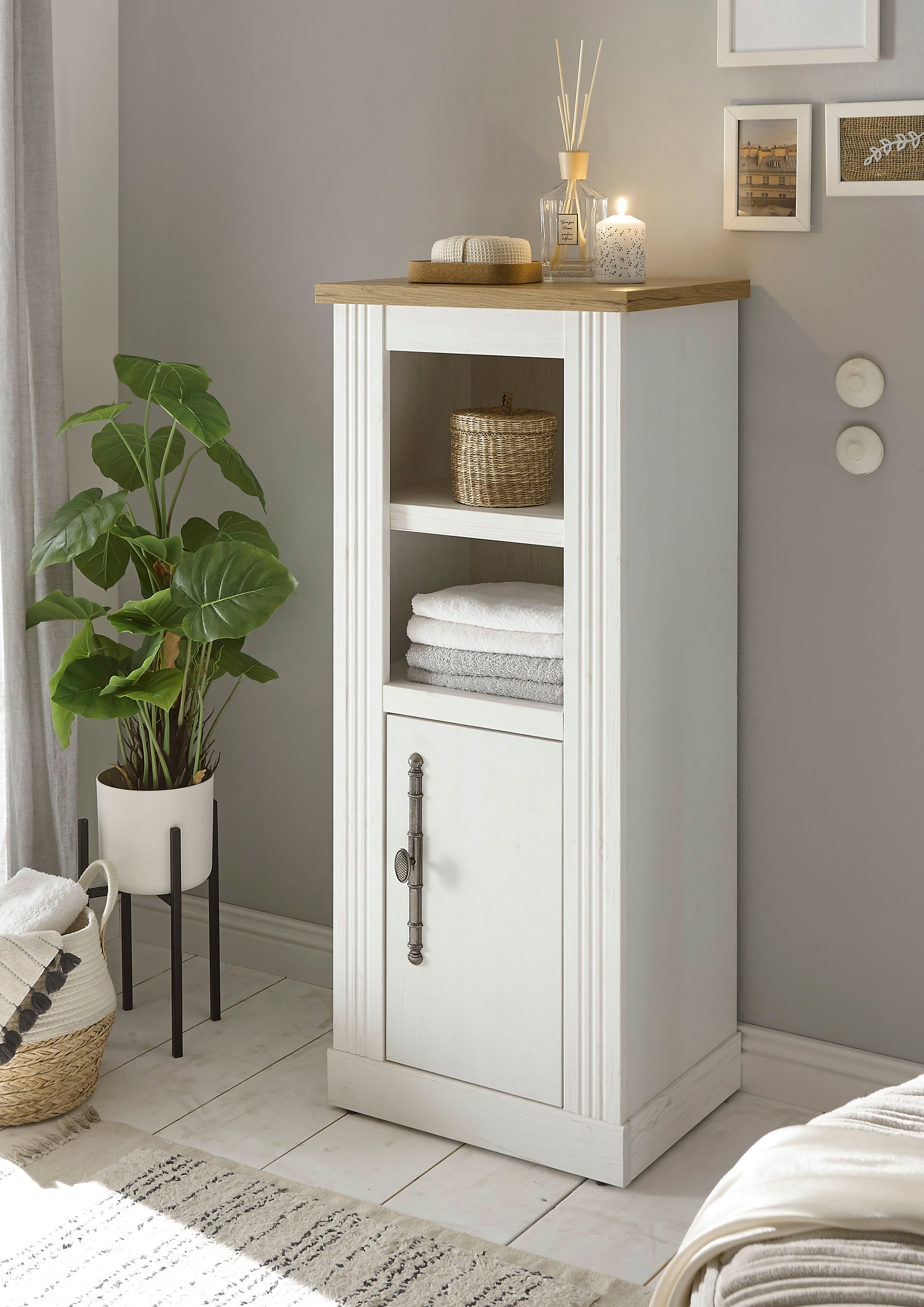 Home affaire Midischrank »WESTMINSTER«, im romantischen Landhausstil