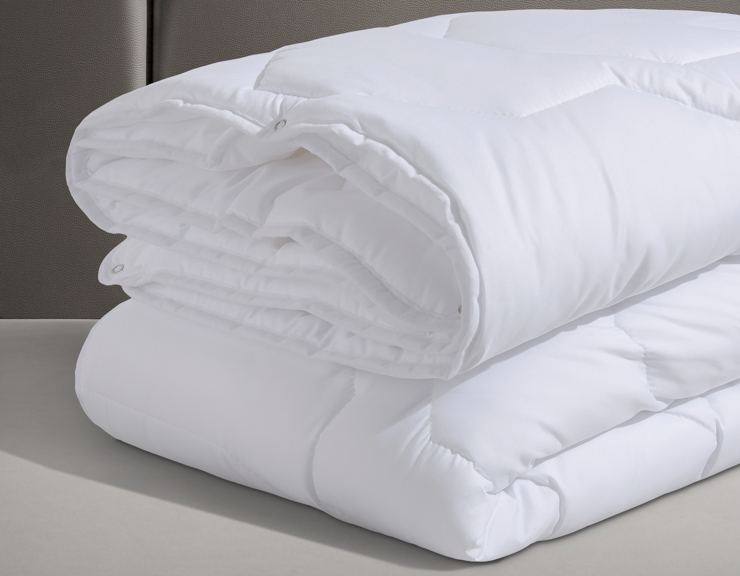 my home Microfaserbettdecke »Corella, Bettdecke 135x200 cm, 155x220 cm, Kissen 40x80 cm«, 4-Jahreszeiten, Füllung 100% Polyester, Bezug 100% Polyester, (2 St.), Bettdecken, Sommer, Winter, 4 Jahreszeiten, Decke mit Gratiskissen