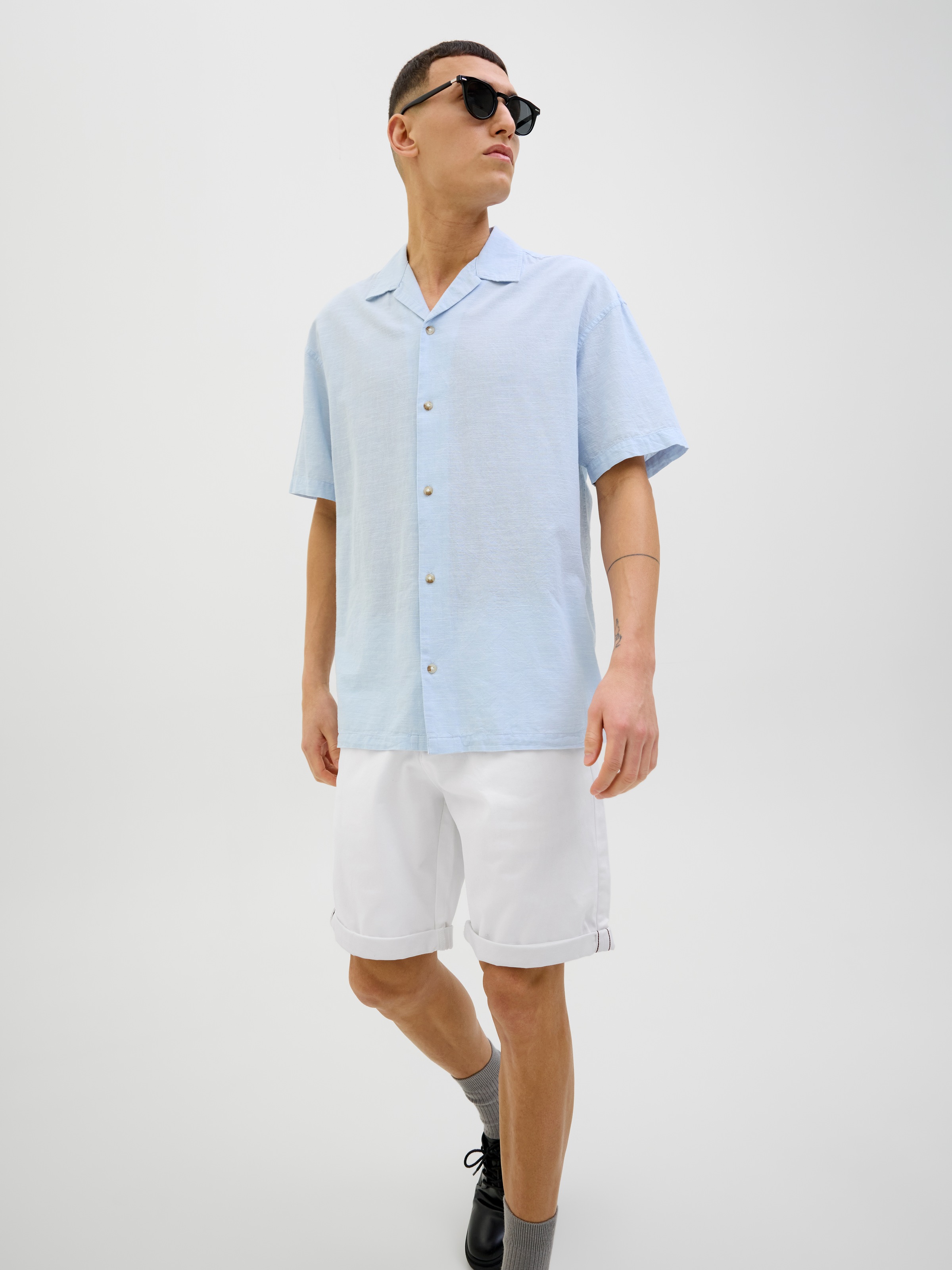Jack & Jones Chinoshorts »JPSTBOWIE JJSHORTS S«, mit Aufschlag